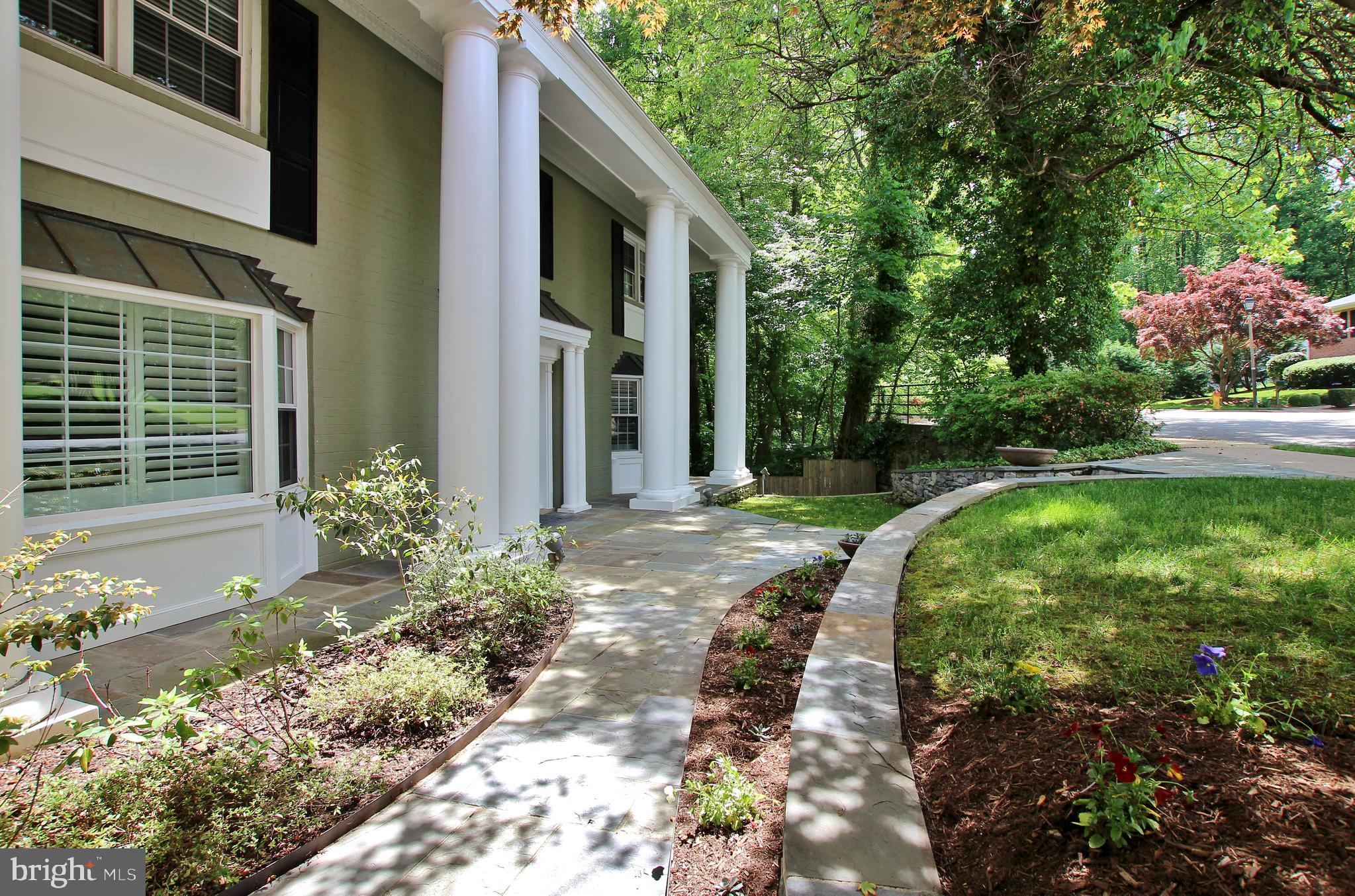 BROYHILL FOREST - Residential