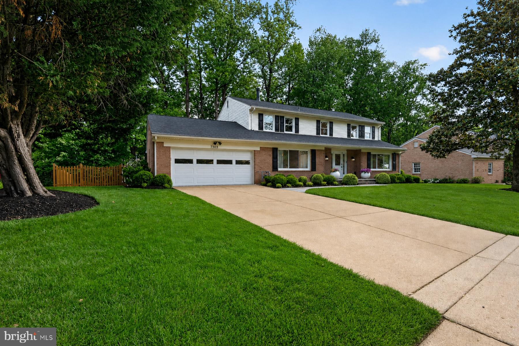 MCLEAN KNOLLS - Residential