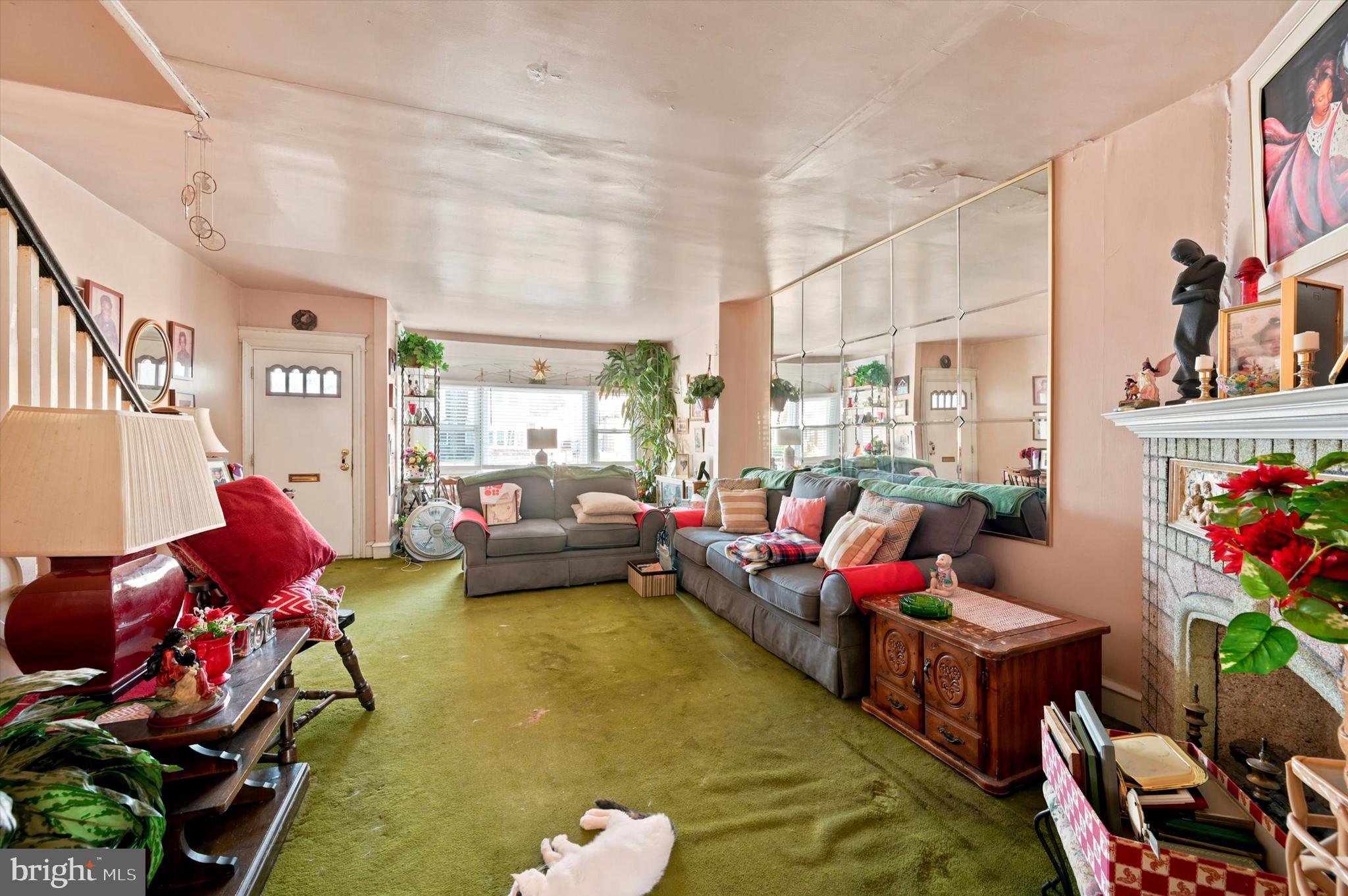 WEST OAK LANE - Residential