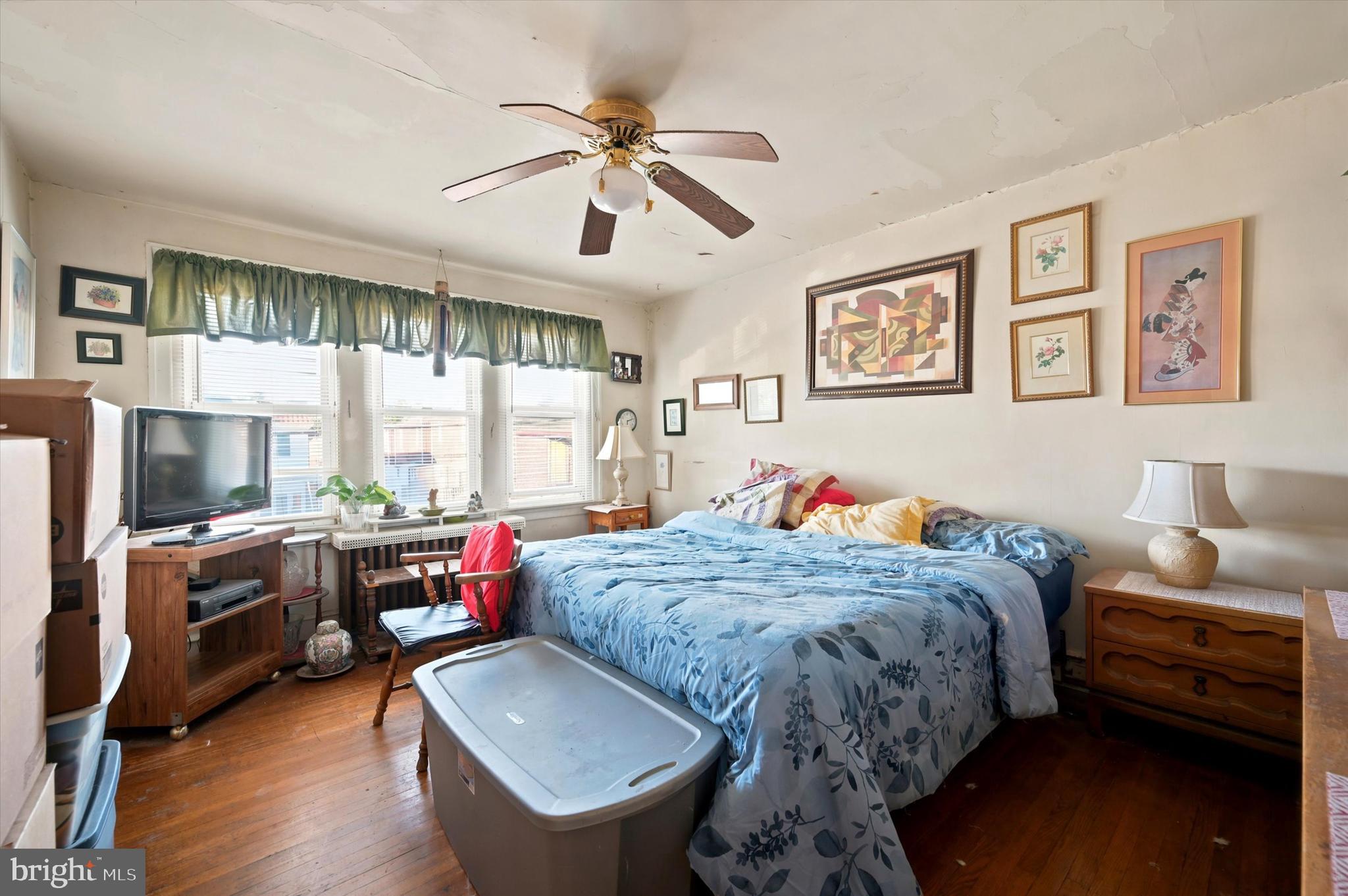 WEST OAK LANE - Residential
