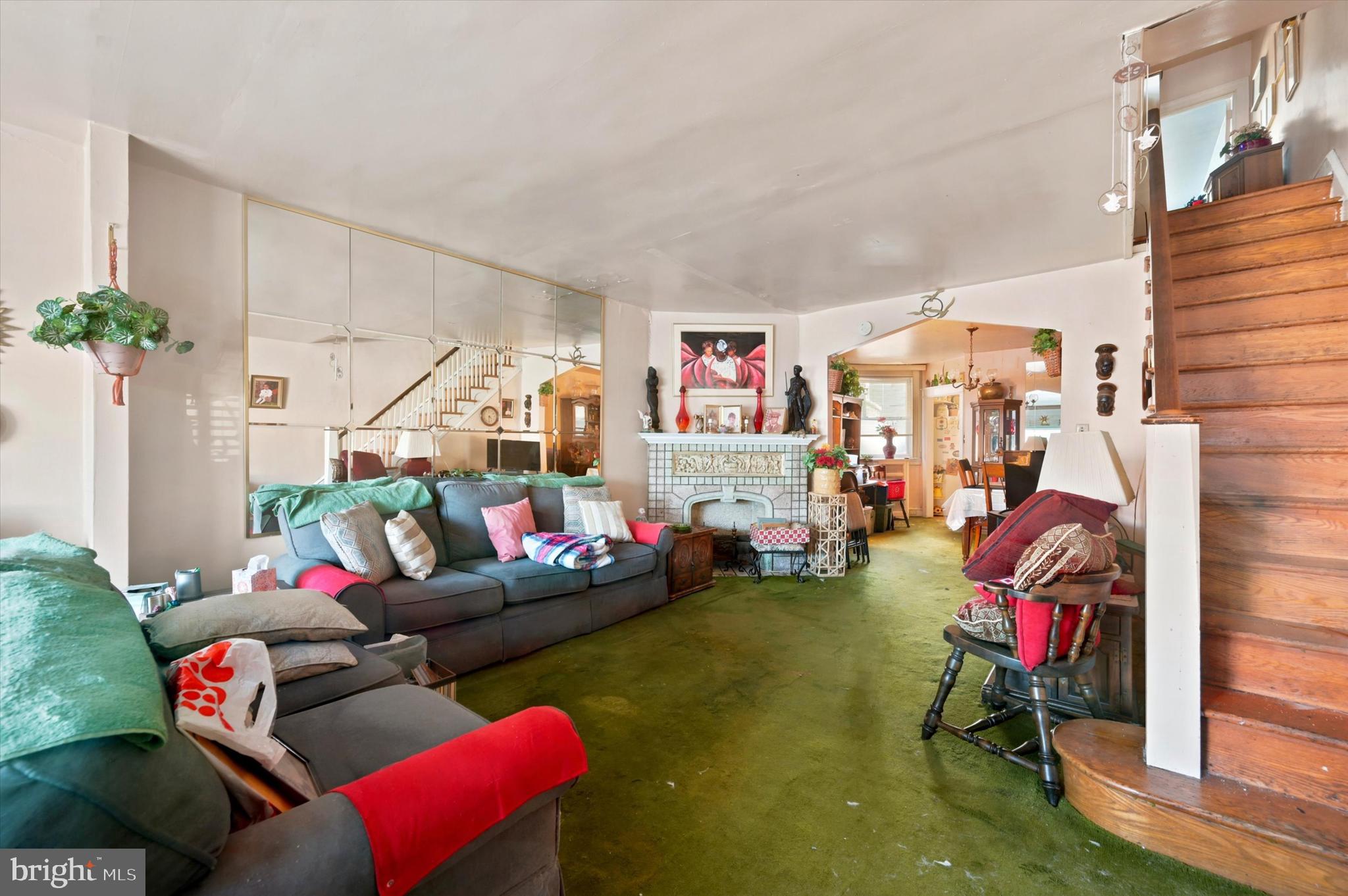 WEST OAK LANE - Residential