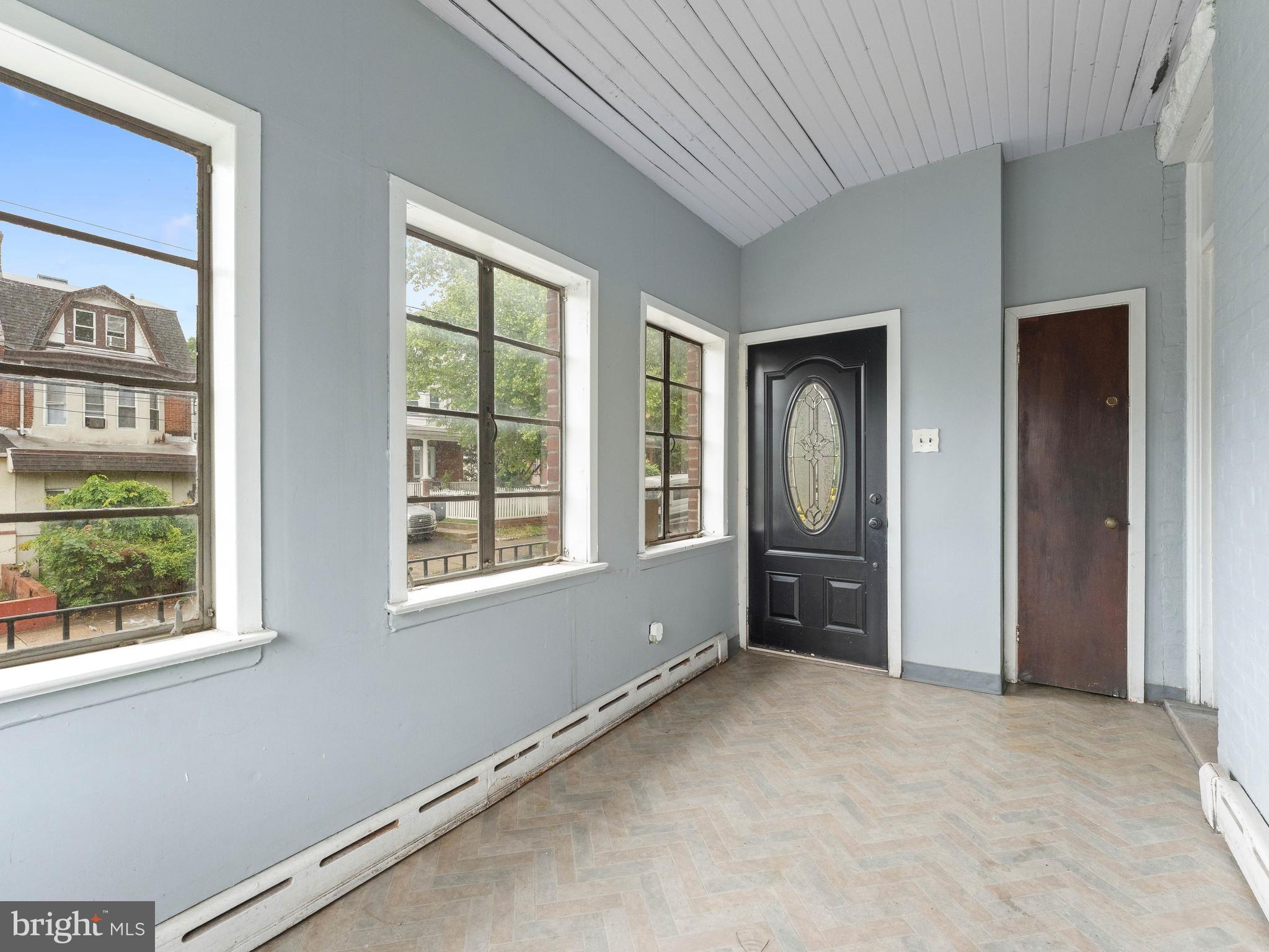 NORTHWOOD - Residential