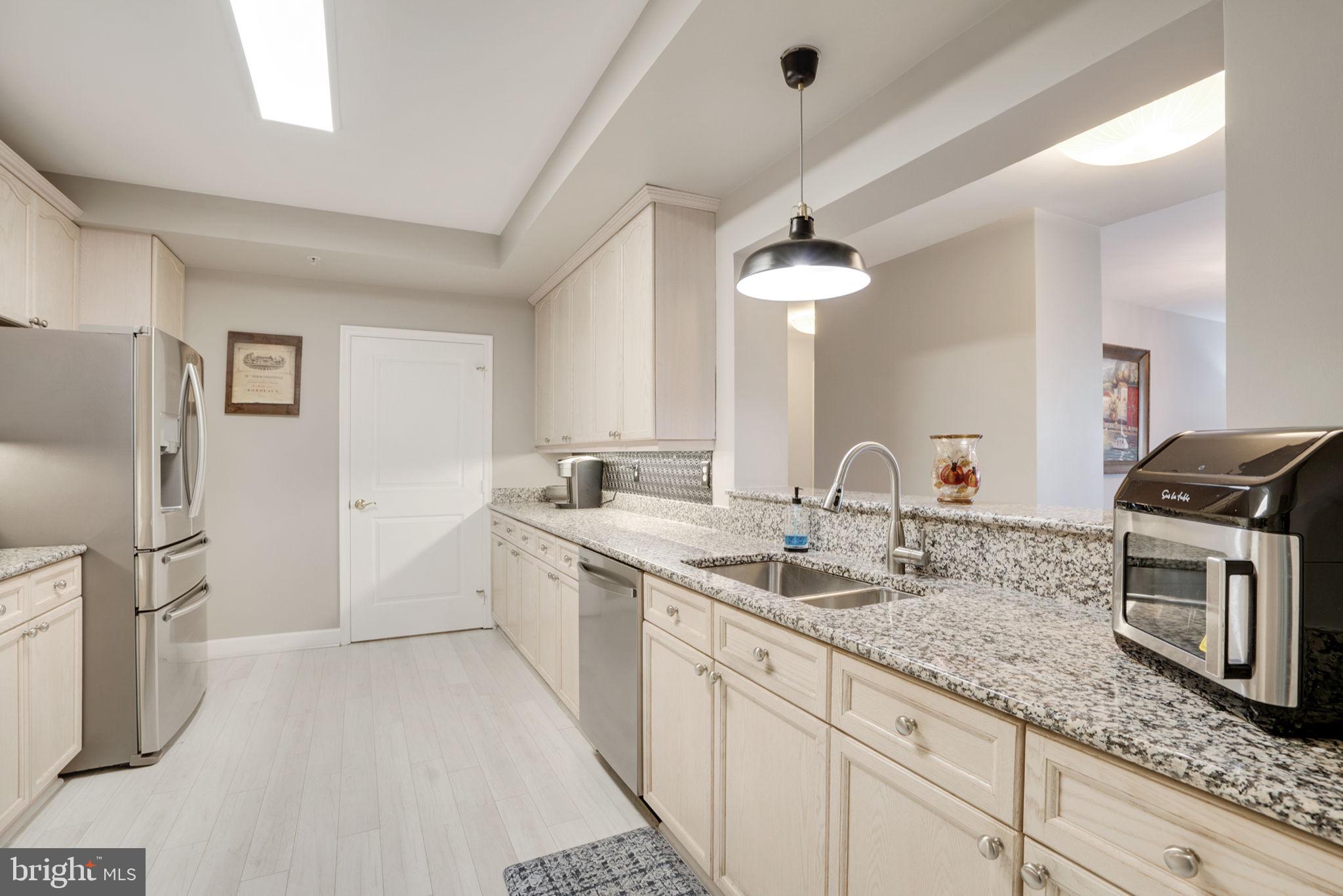 BELMONT BAY - Residential