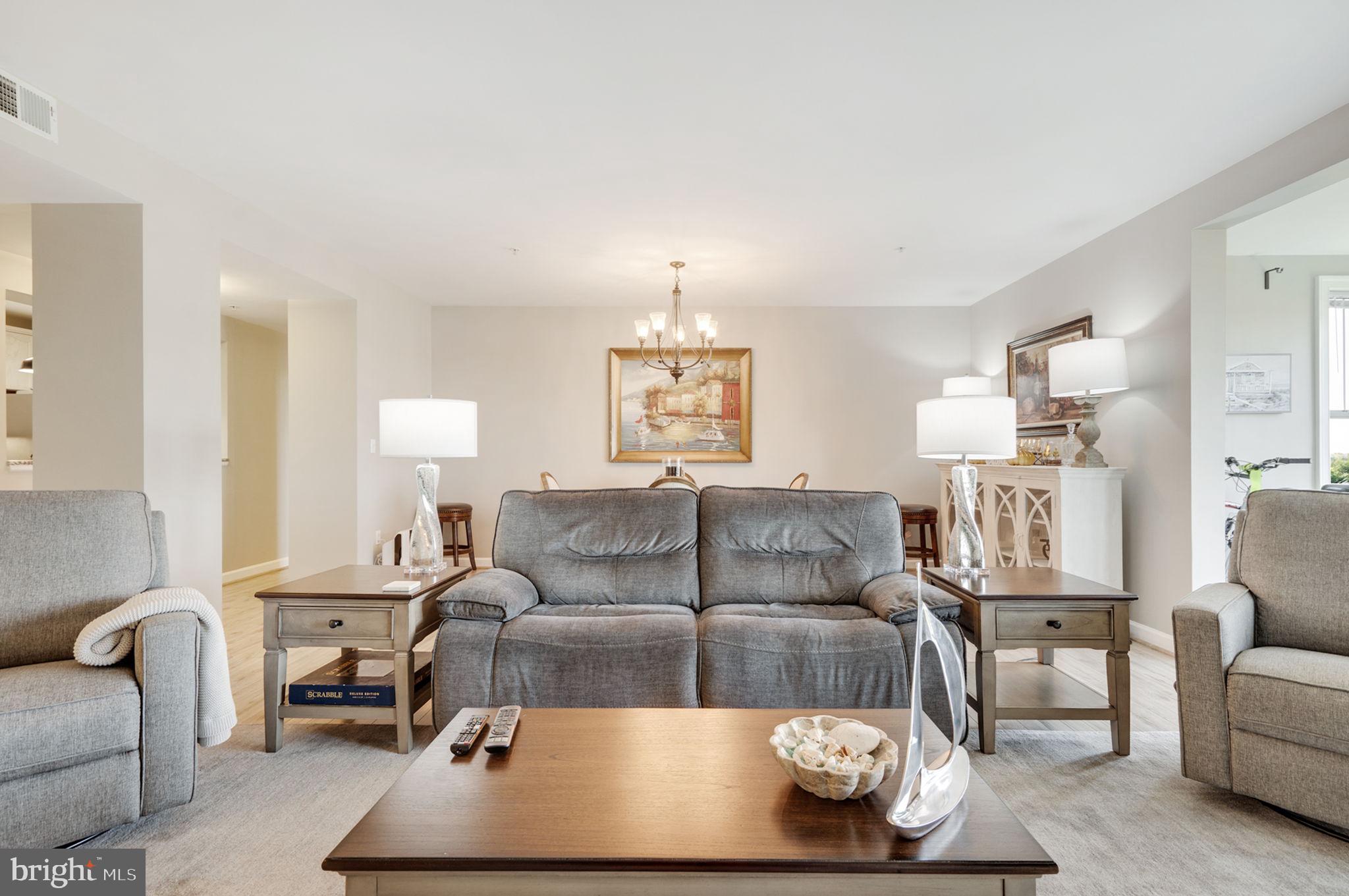 BELMONT BAY - Residential