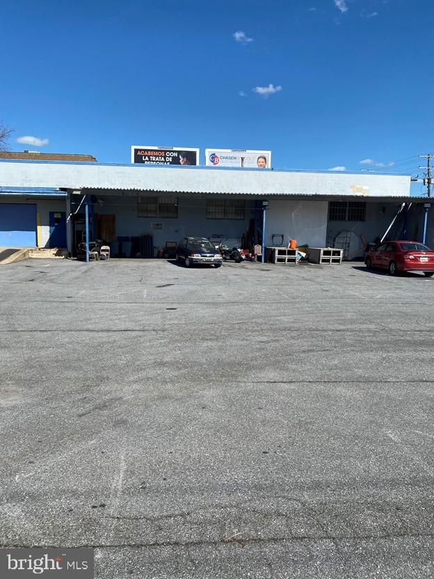 Retail/Flex space in great location in Beltsville, MD
9000 SF of warehouse/office/showroom on main level
1800 SF of mezzanine office space

Zoned IH

Offered for sale at $2,695,000 or for lease at $14.95 PSF NNN

Suitable for a variety of uses.

Building has a recessed truck-high loading dock and a drive-in overhead door.

Seller financing may be available for buyers that can put down 25%.