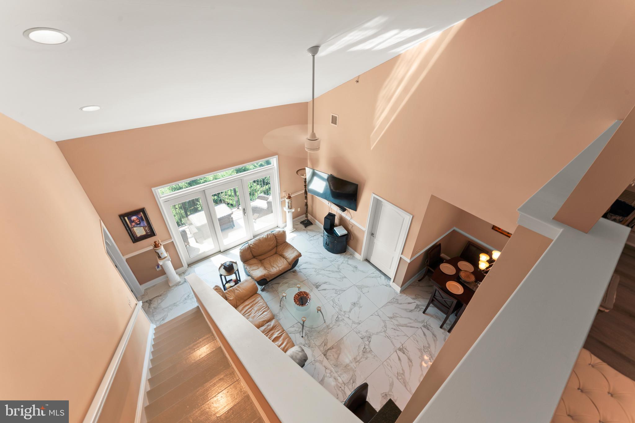 HUNTINGDON PLACE - Residential