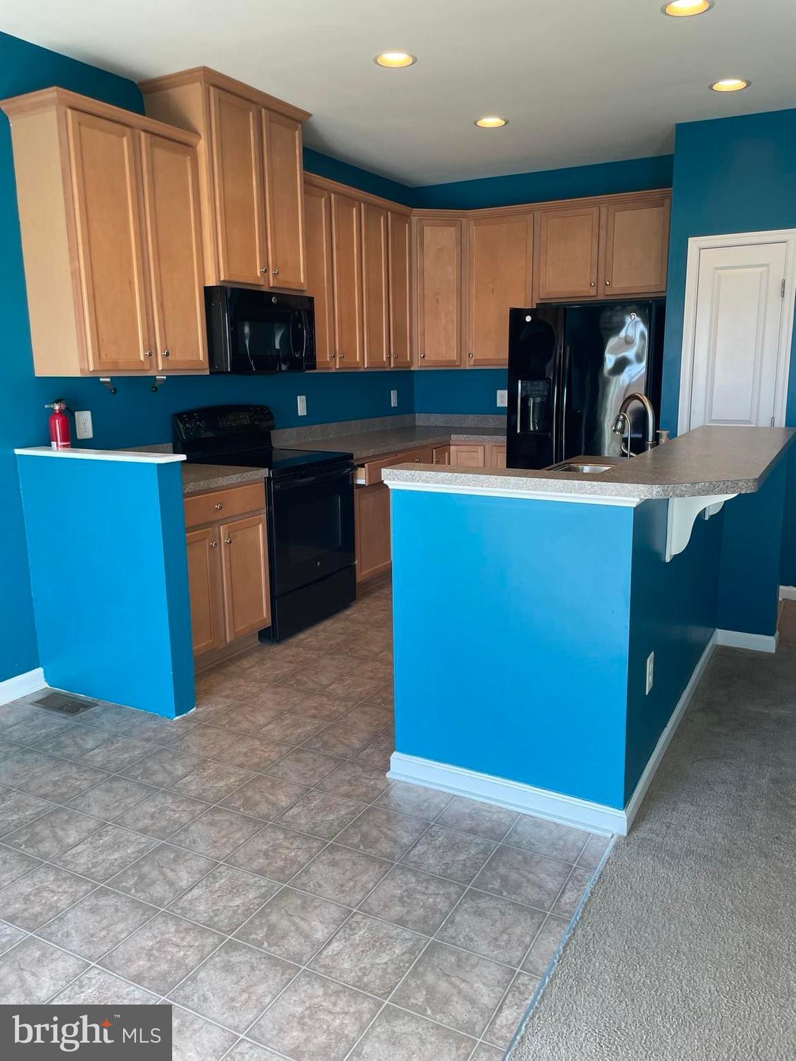 POTOMAC STATION - Residential Lease