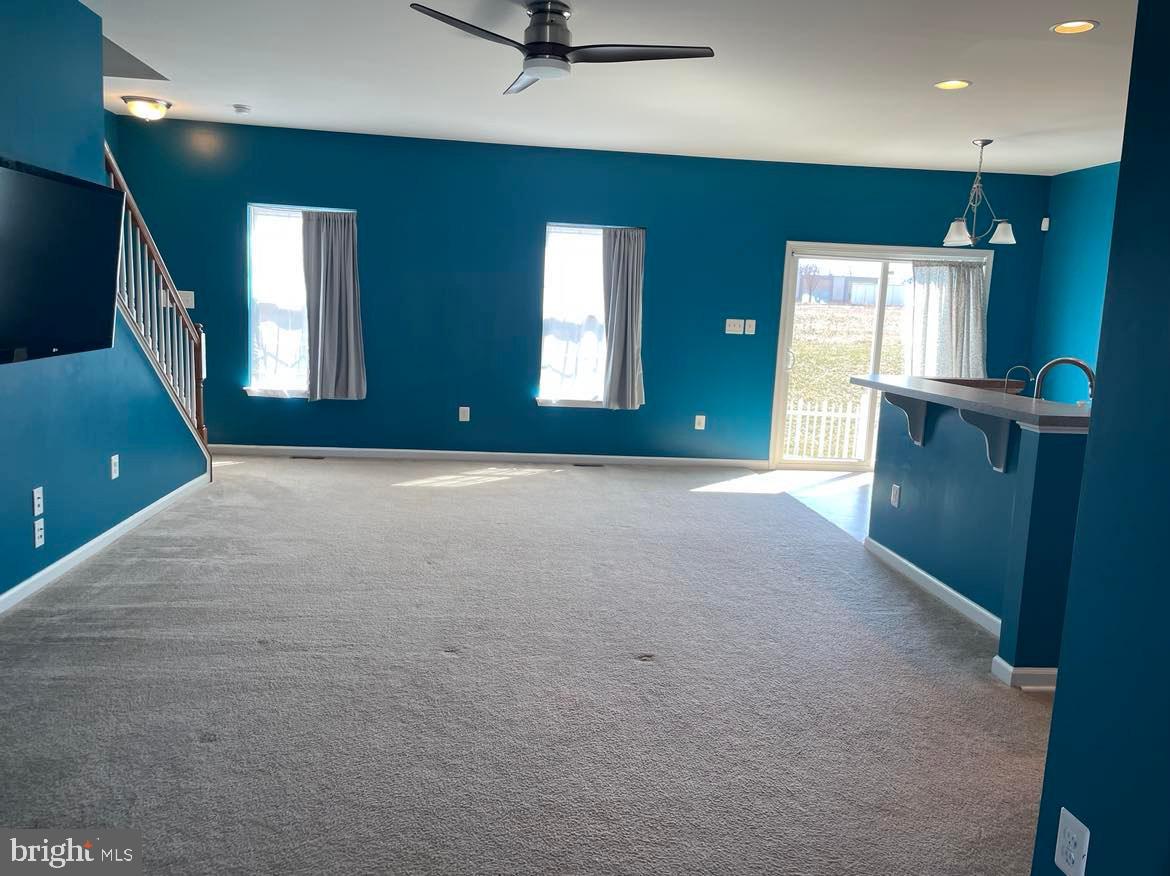 POTOMAC STATION - Residential Lease