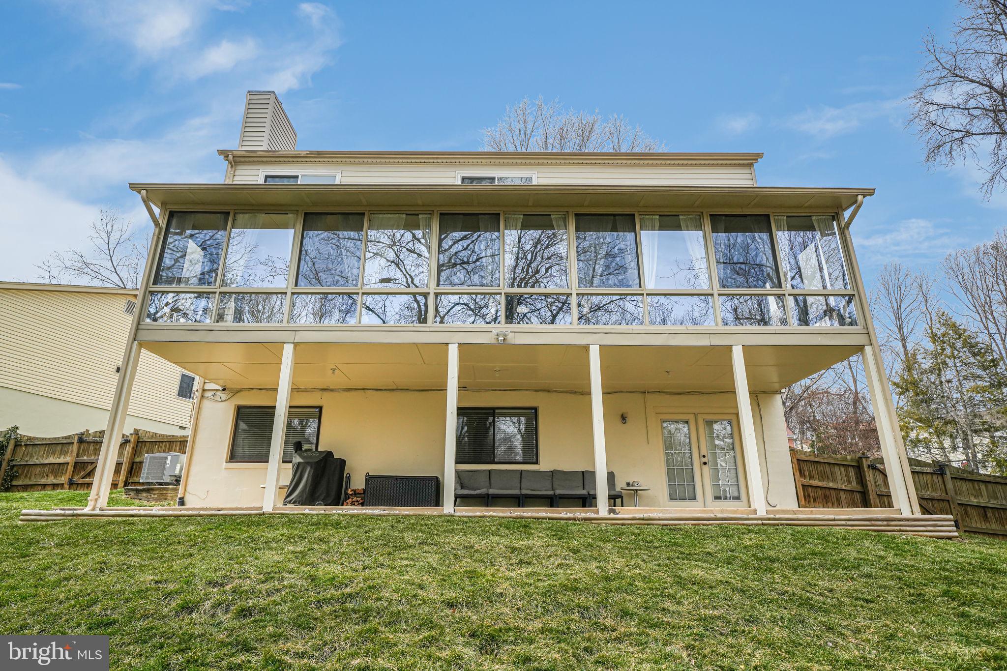 MONTCLAIR - Residential