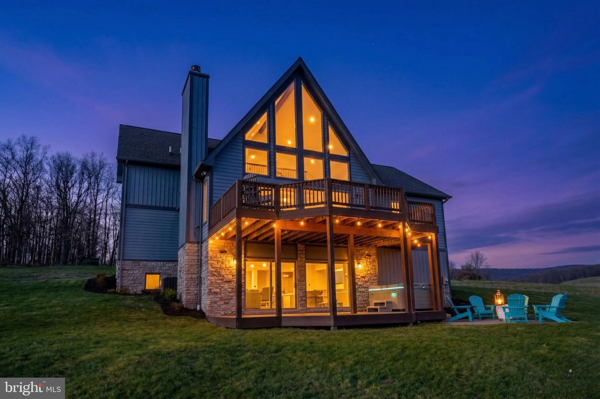 WATERFRONT GREENS - Residential
