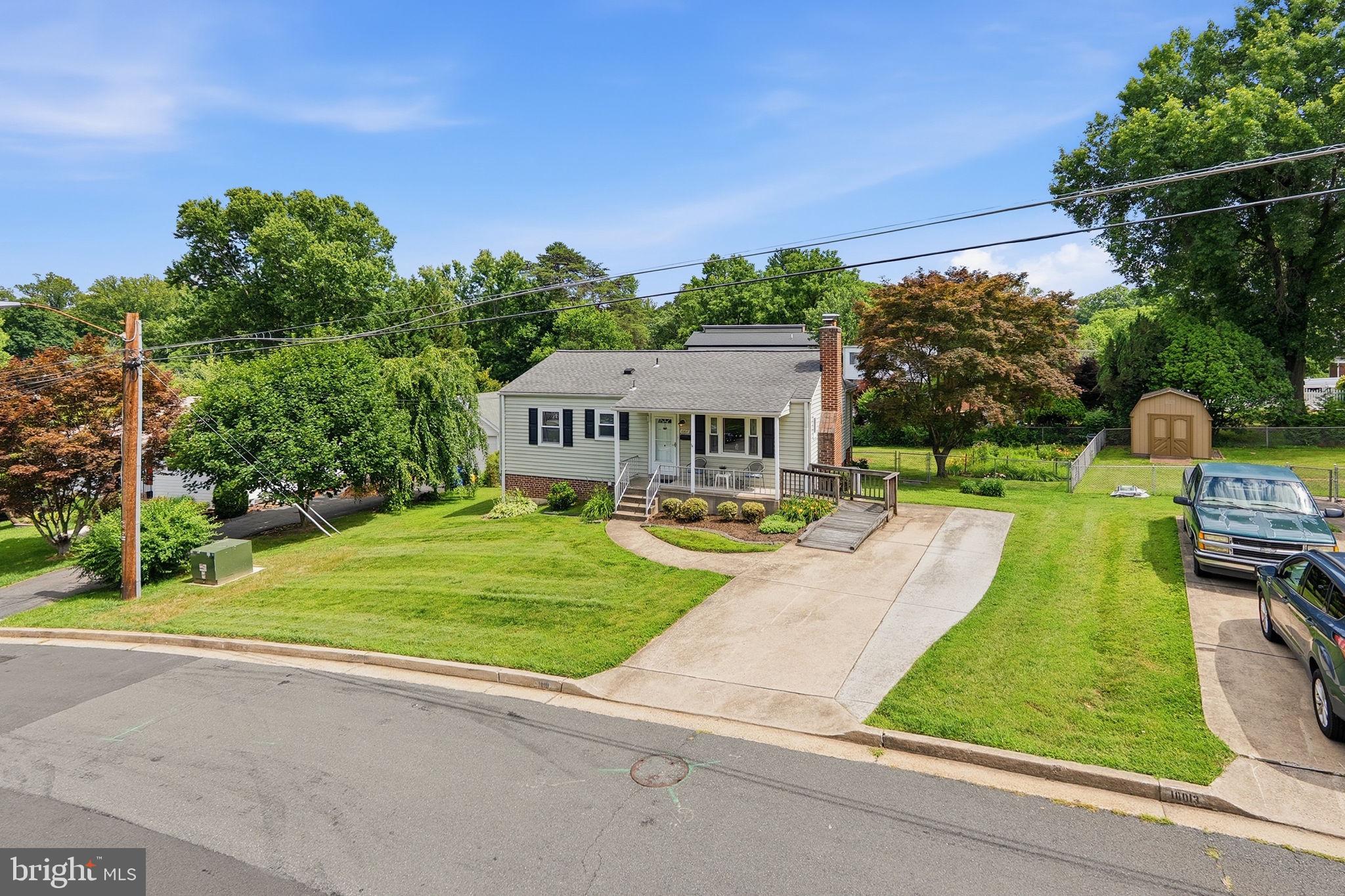 FAIRVIEW - Residential