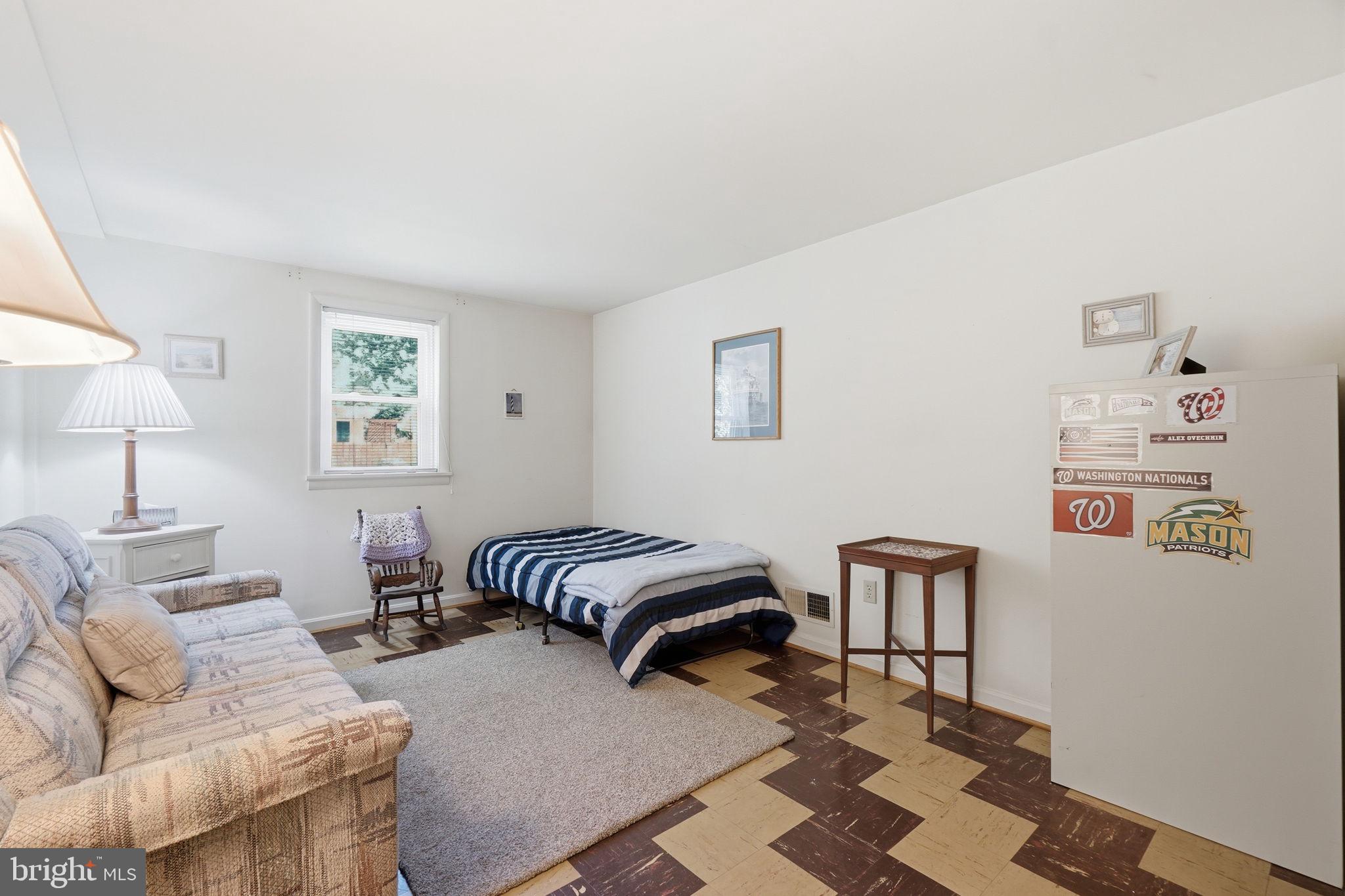 FAIRVIEW - Residential