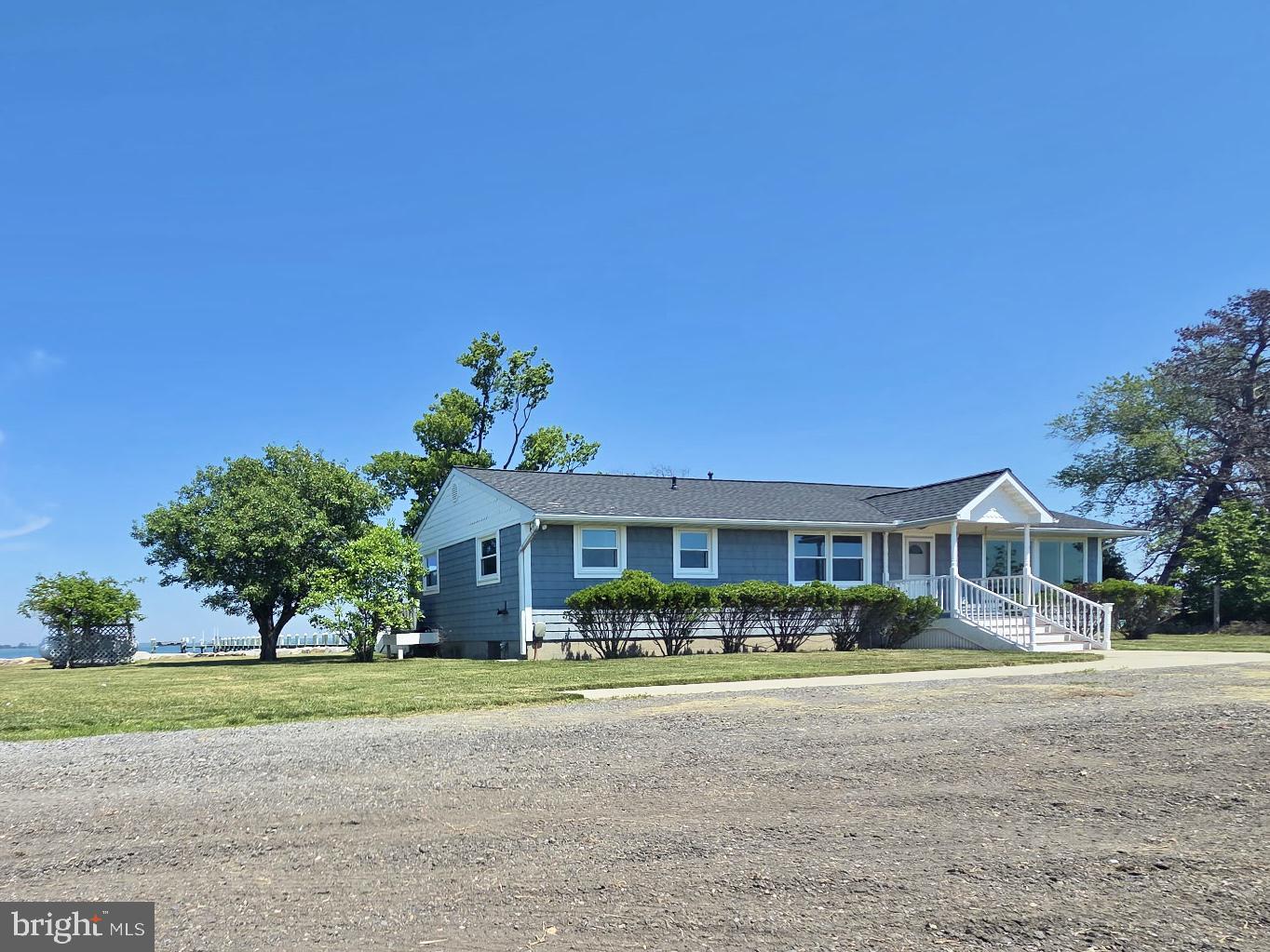 MUDDY HOOK COVE - Residential