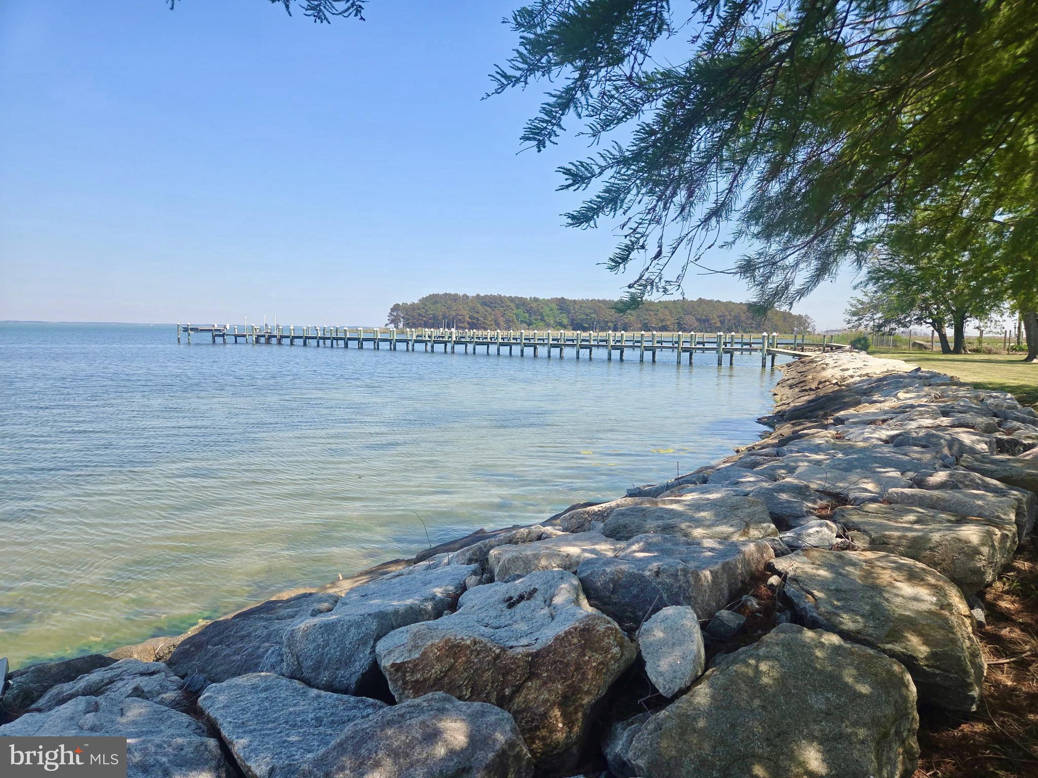 MUDDY HOOK COVE - Residential