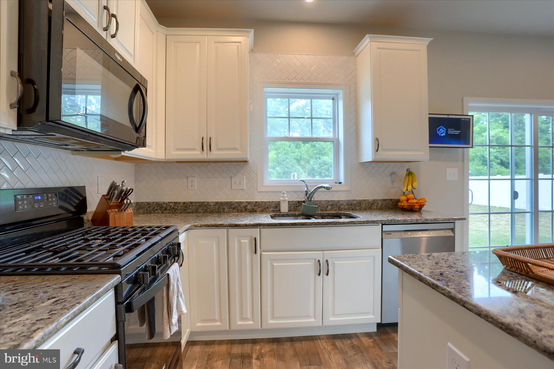 DEERFIELD - Residential