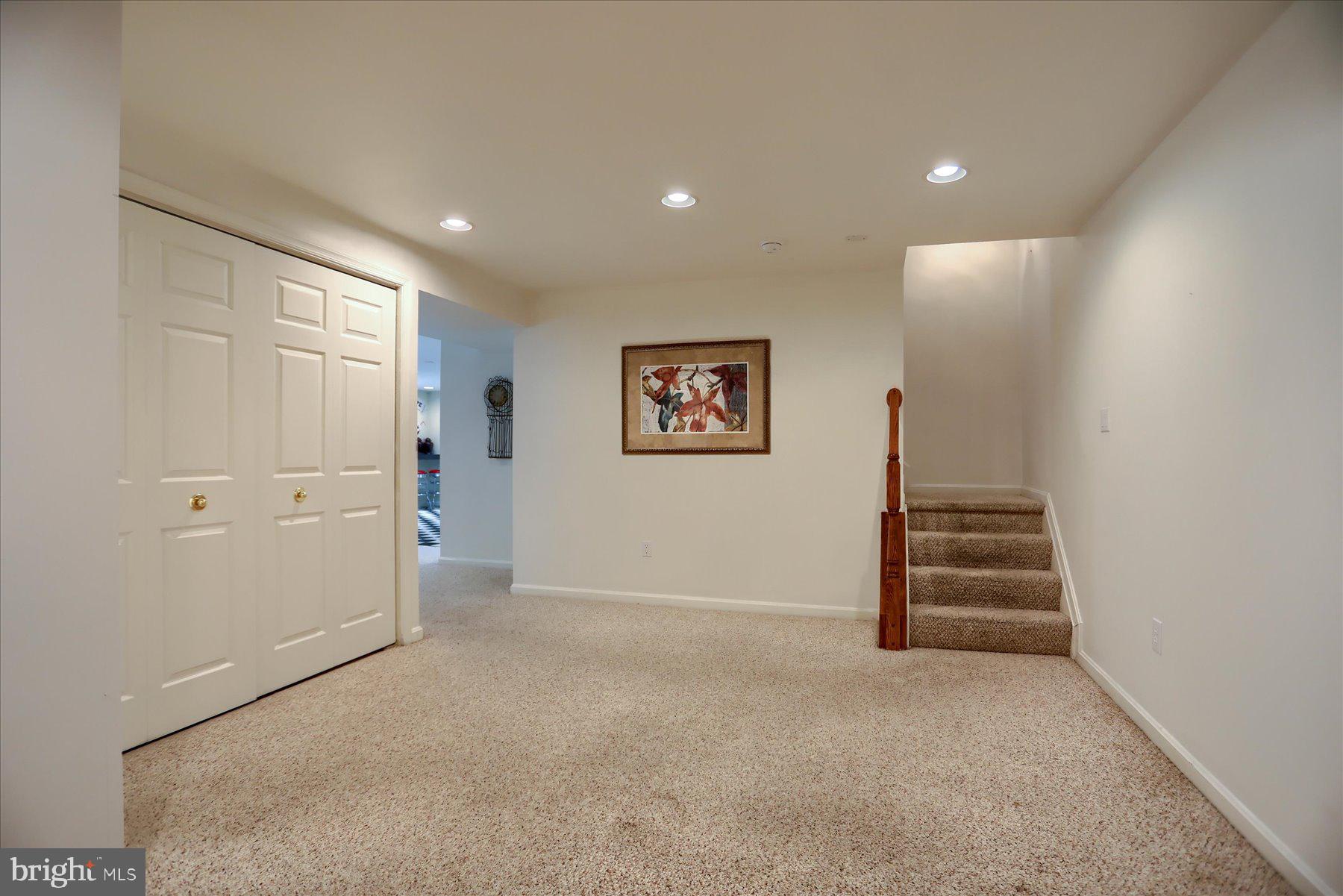 WOODBROOK - Residential