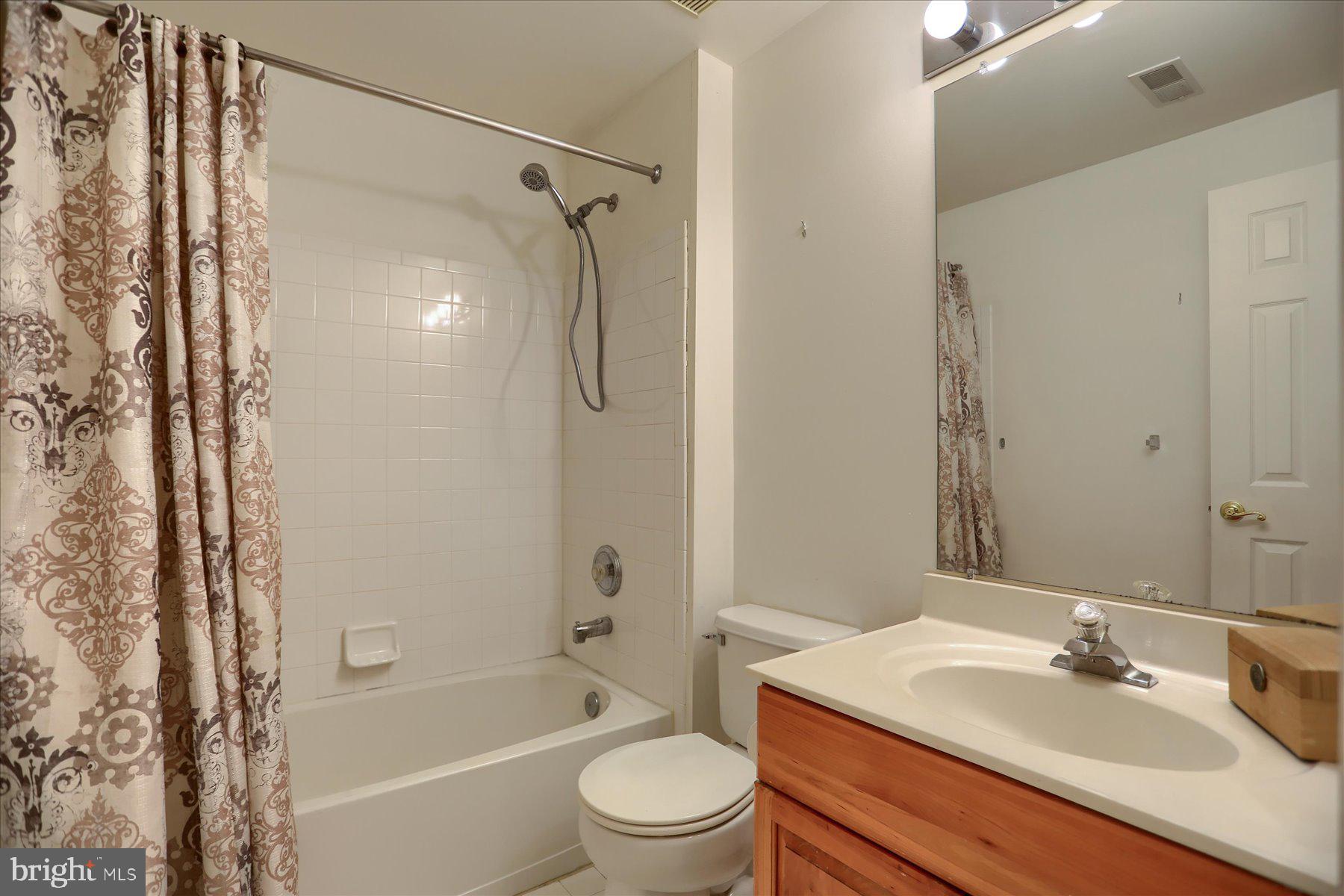 WOODBROOK - Residential