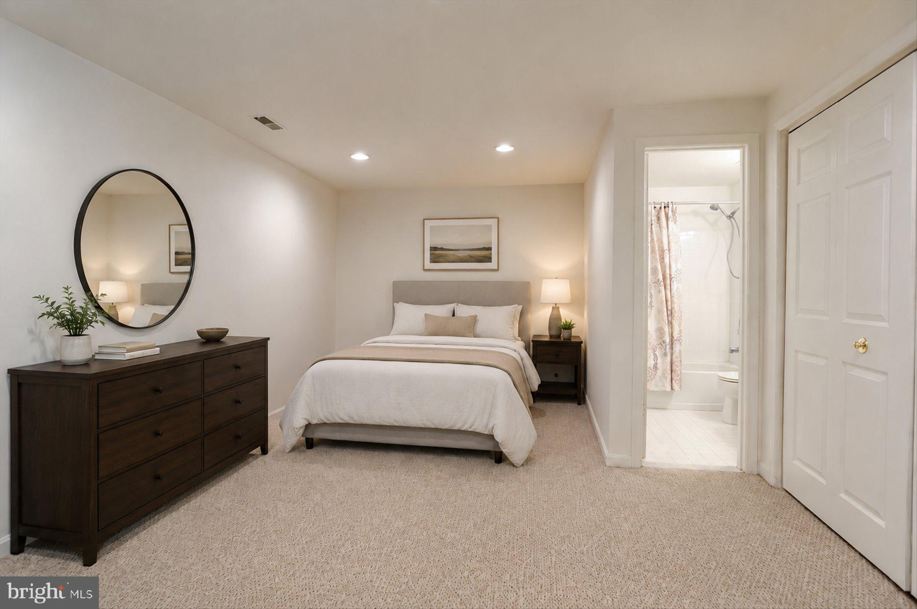 WOODBROOK - Residential