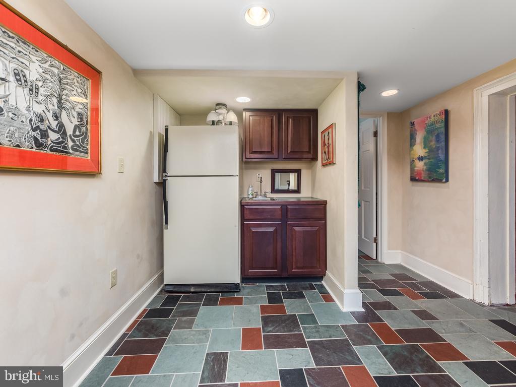 NONE  NO HOA - Residential