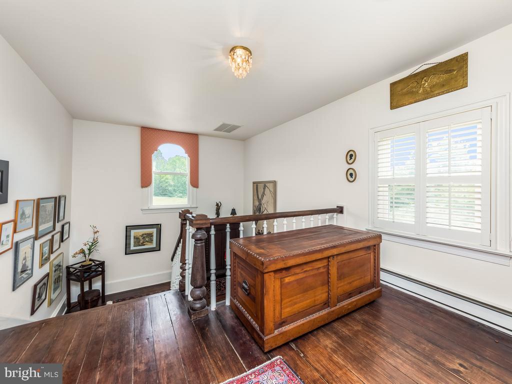 NONE  NO HOA - Residential