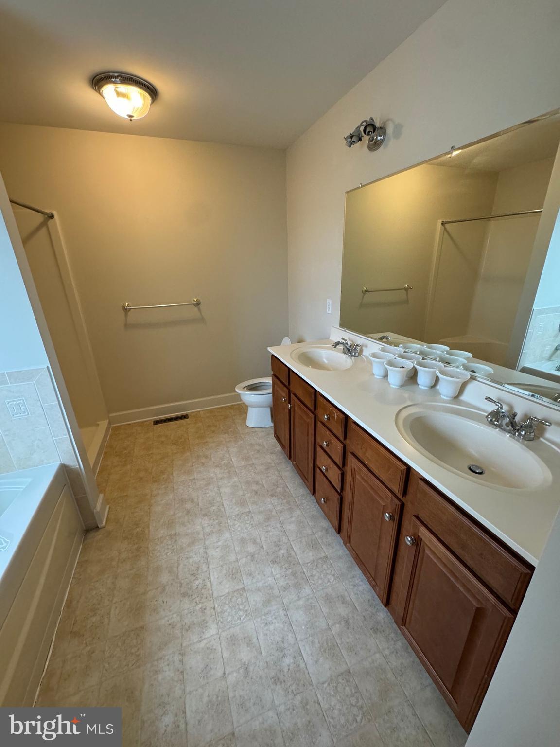 GLENBROOK - Residential