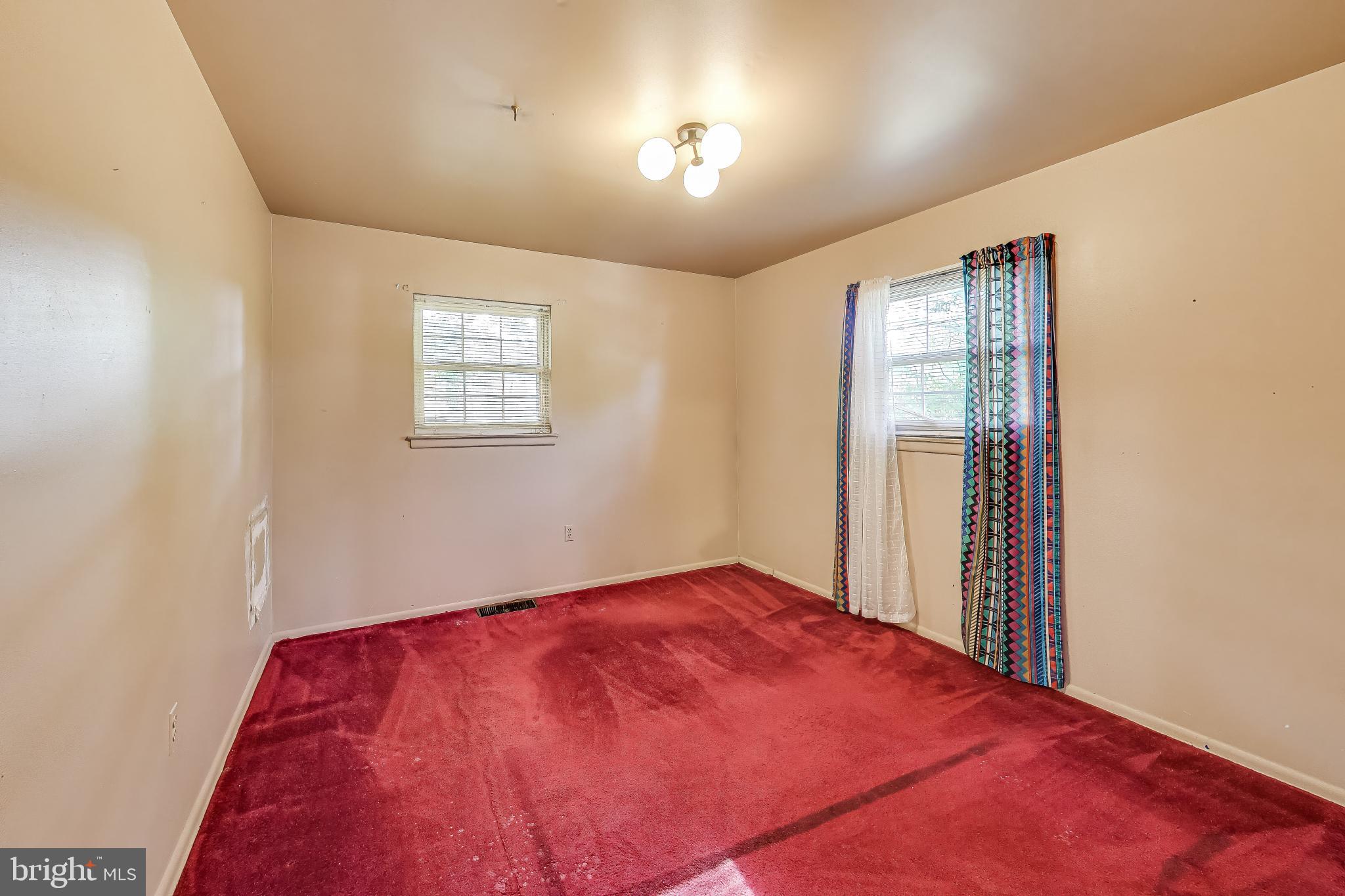 GLENARDEN WOODS - Residential