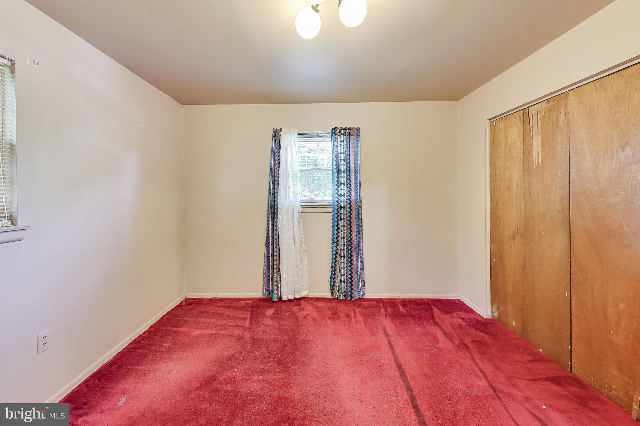 GLENARDEN WOODS - Residential