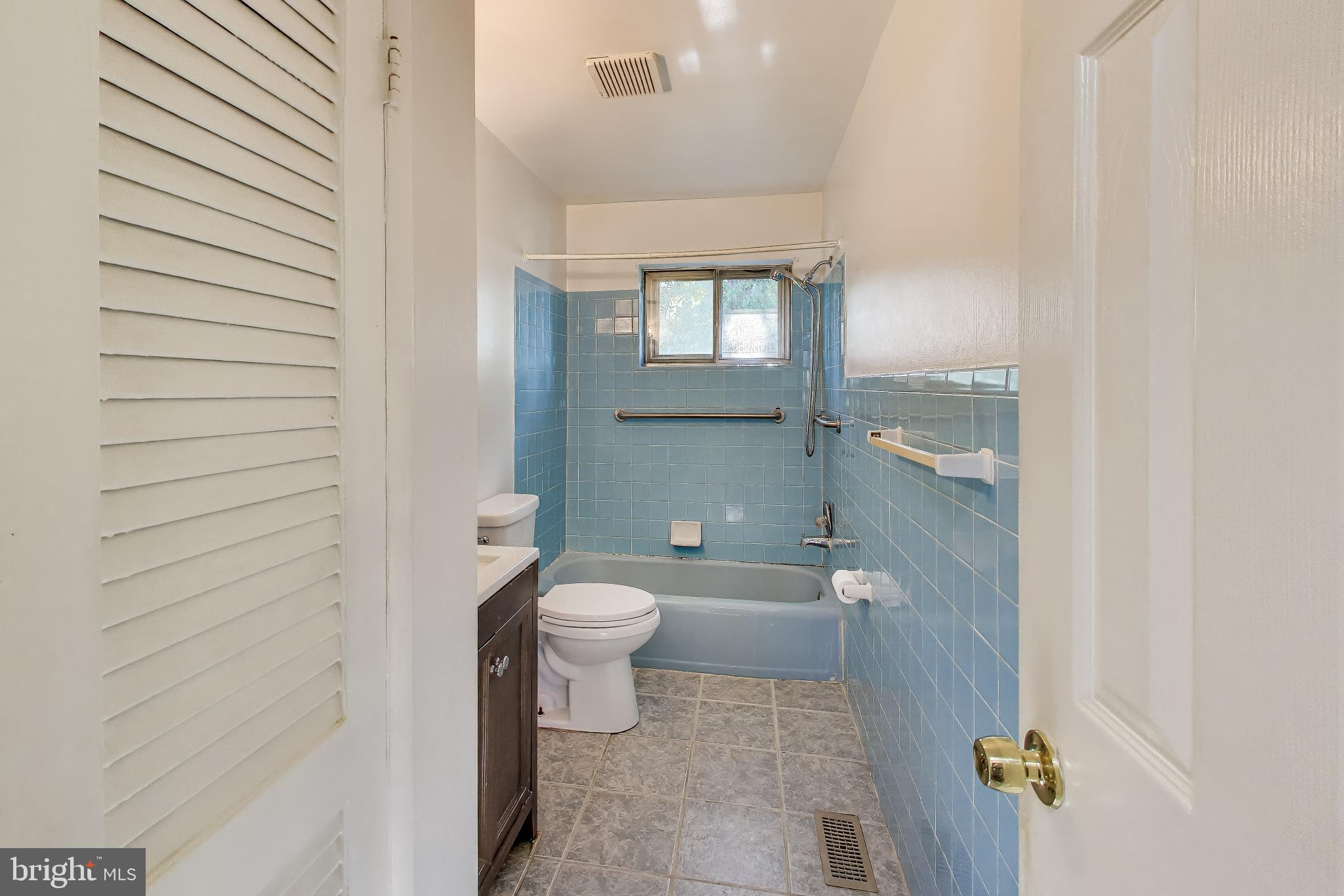 GLENARDEN WOODS - Residential