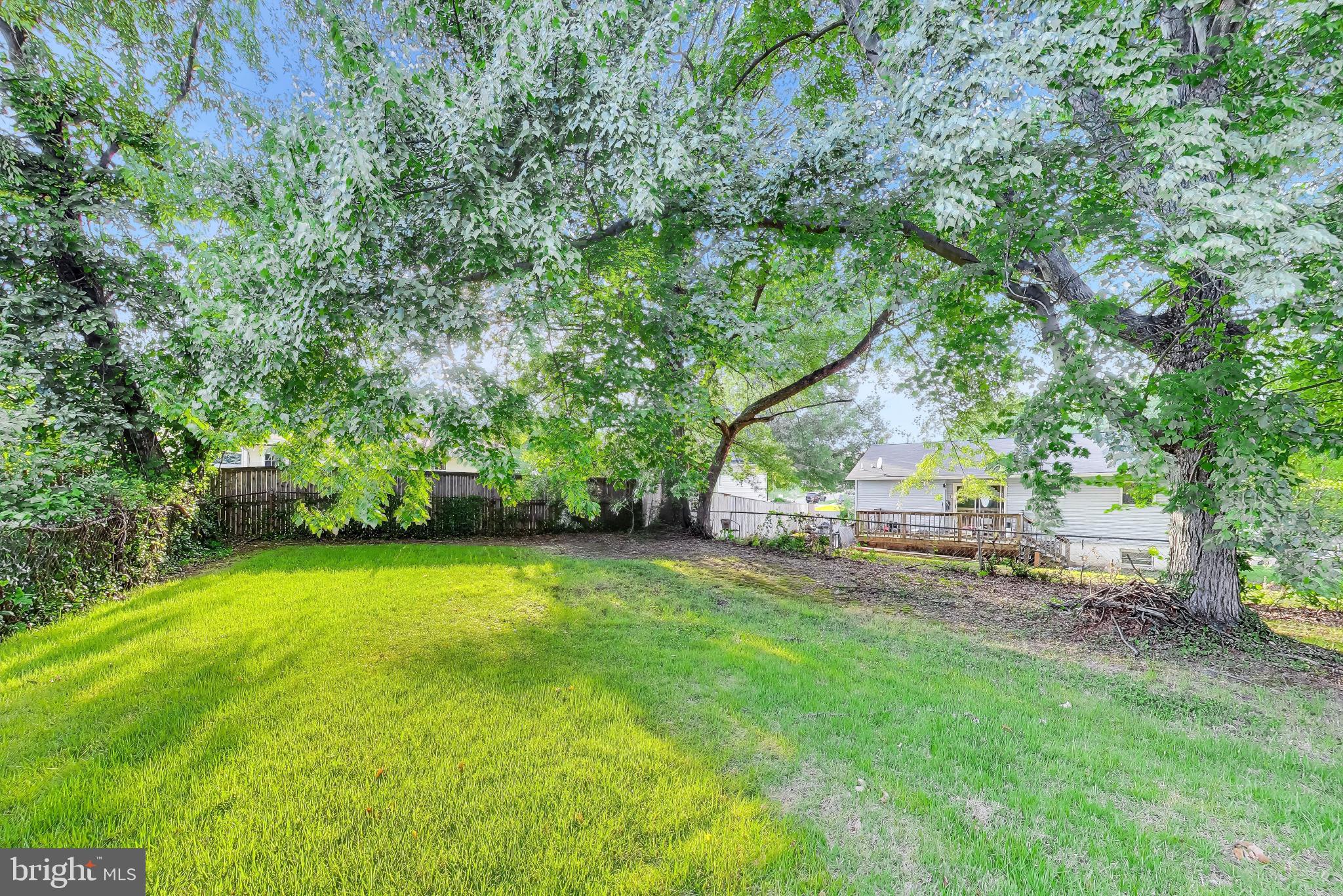 GLENARDEN WOODS - Residential
