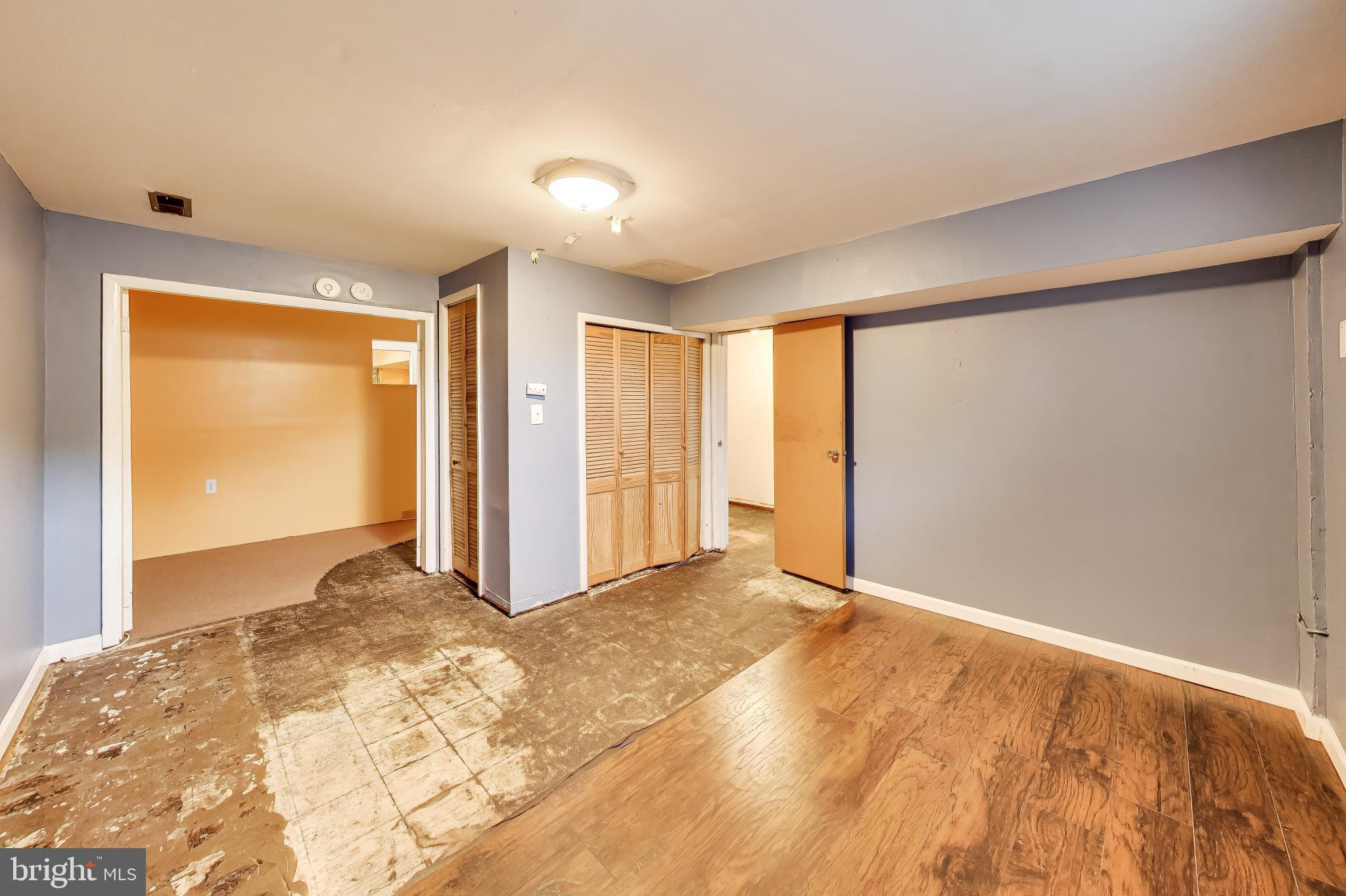 GLENARDEN WOODS - Residential