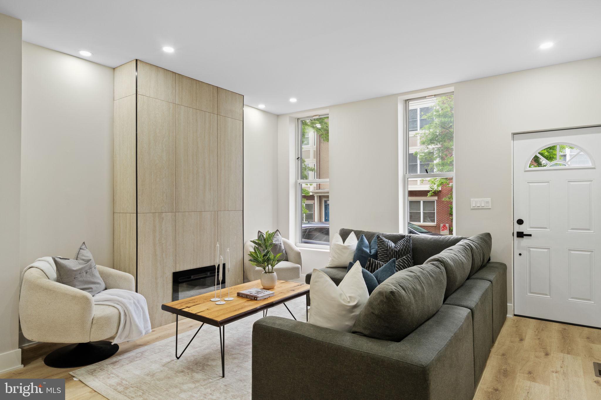 MANTUA - Residential