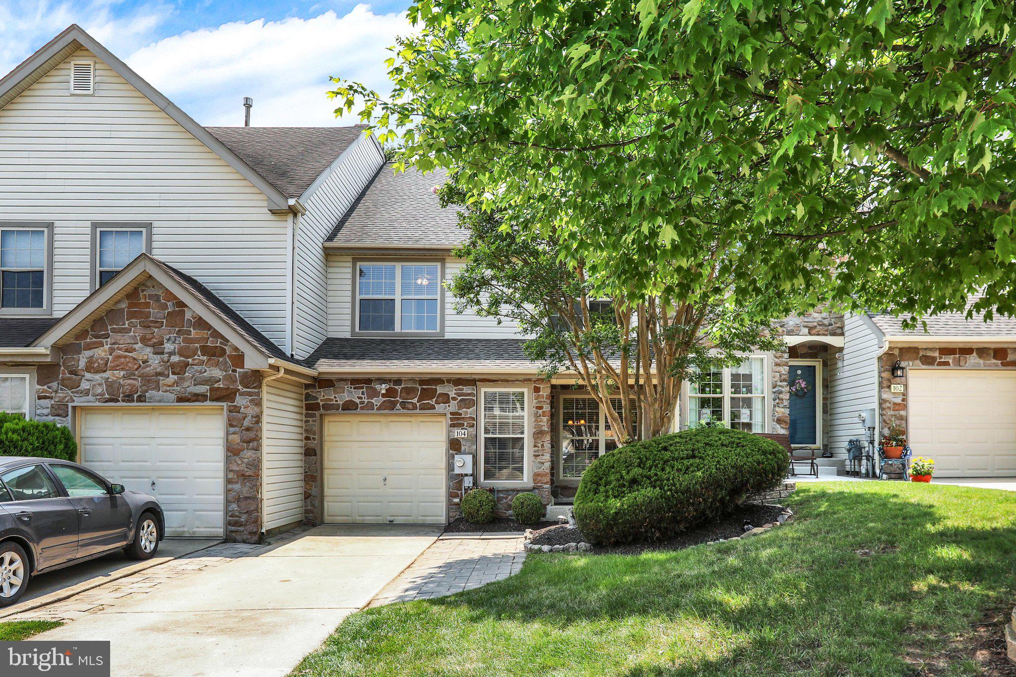 GLENNBROOK - Residential