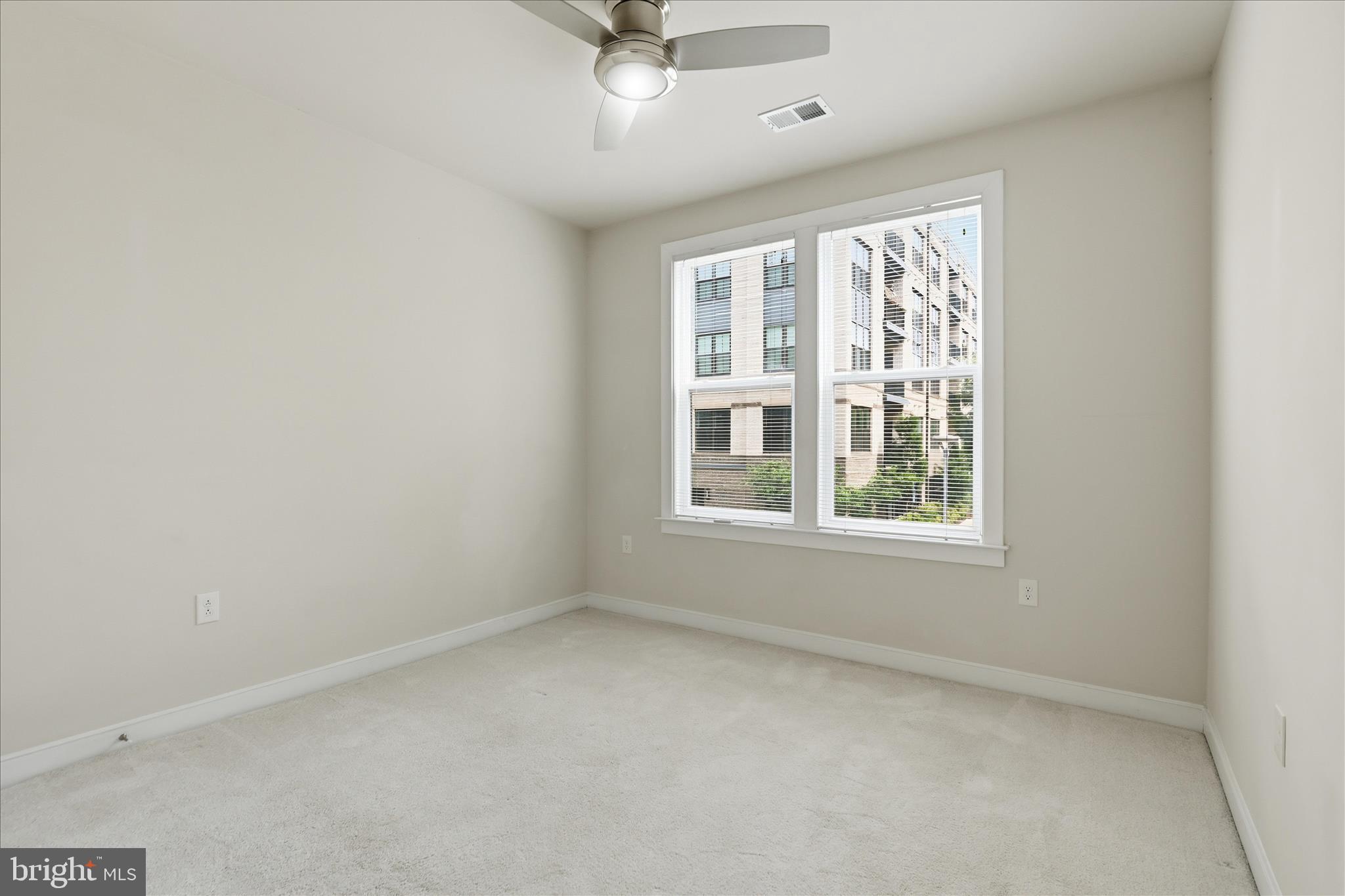 METROPARK AT ARROWBROOK - Residential