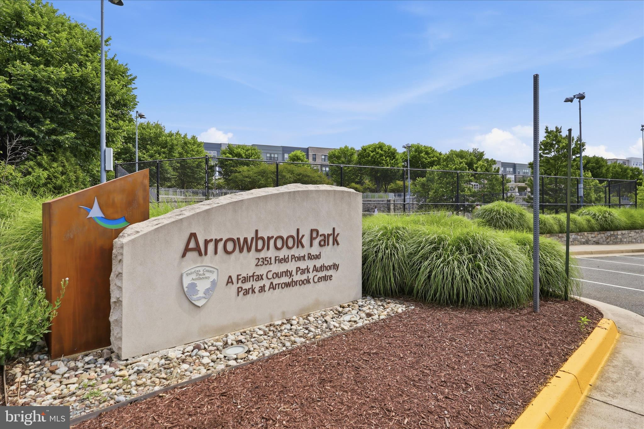 METROPARK AT ARROWBROOK - Residential