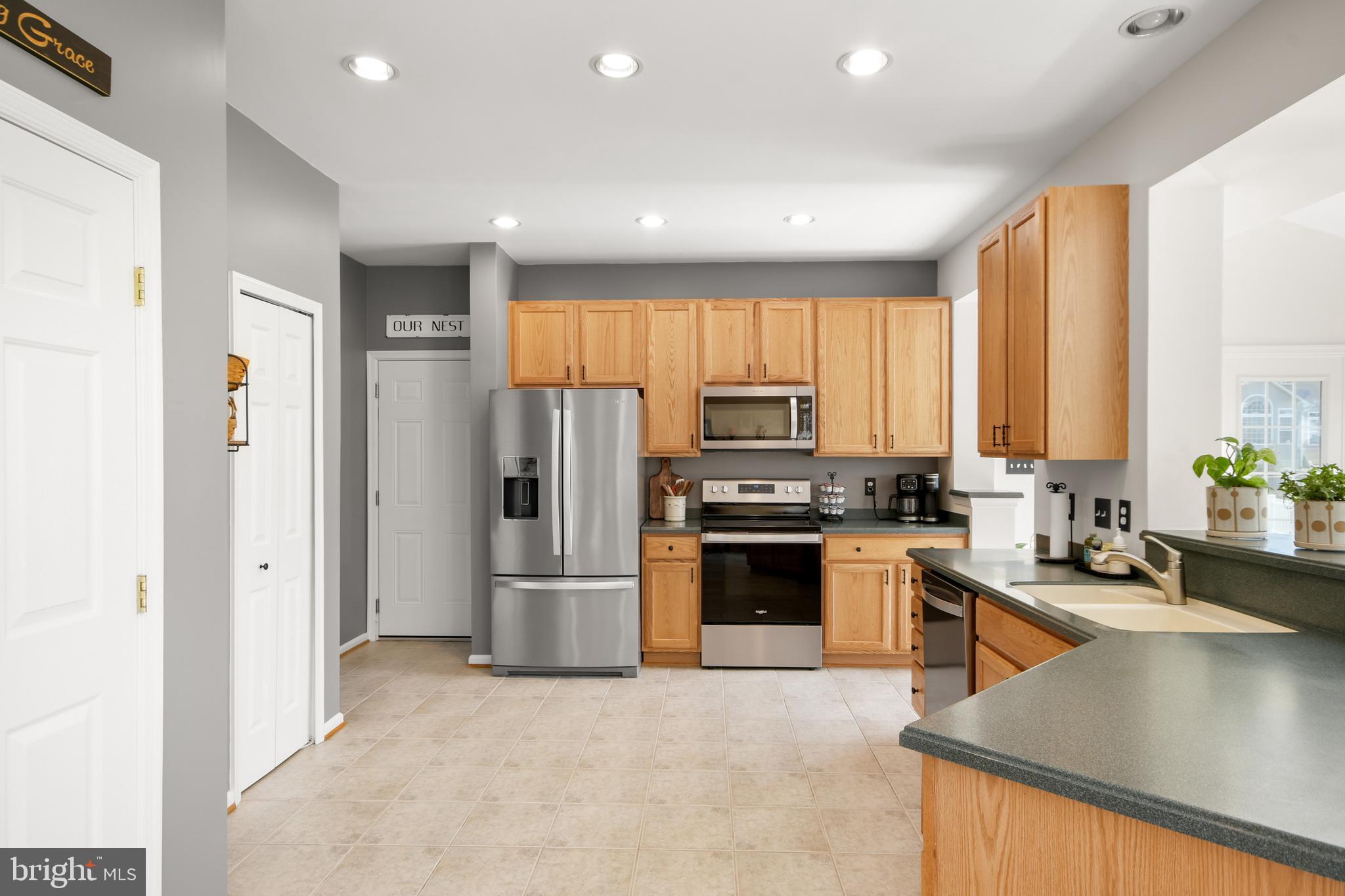 BROOKFIELD - Residential