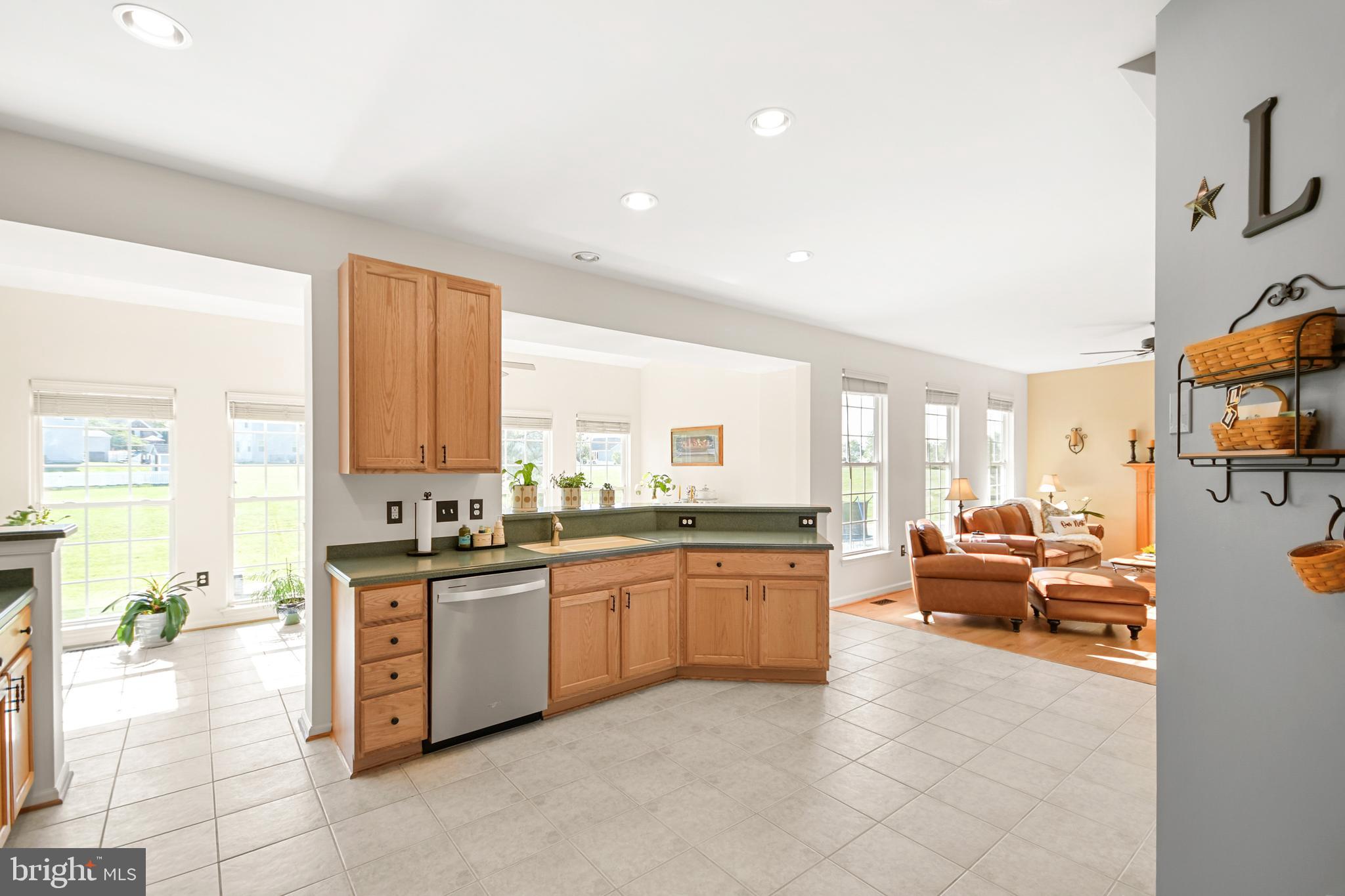 BROOKFIELD - Residential