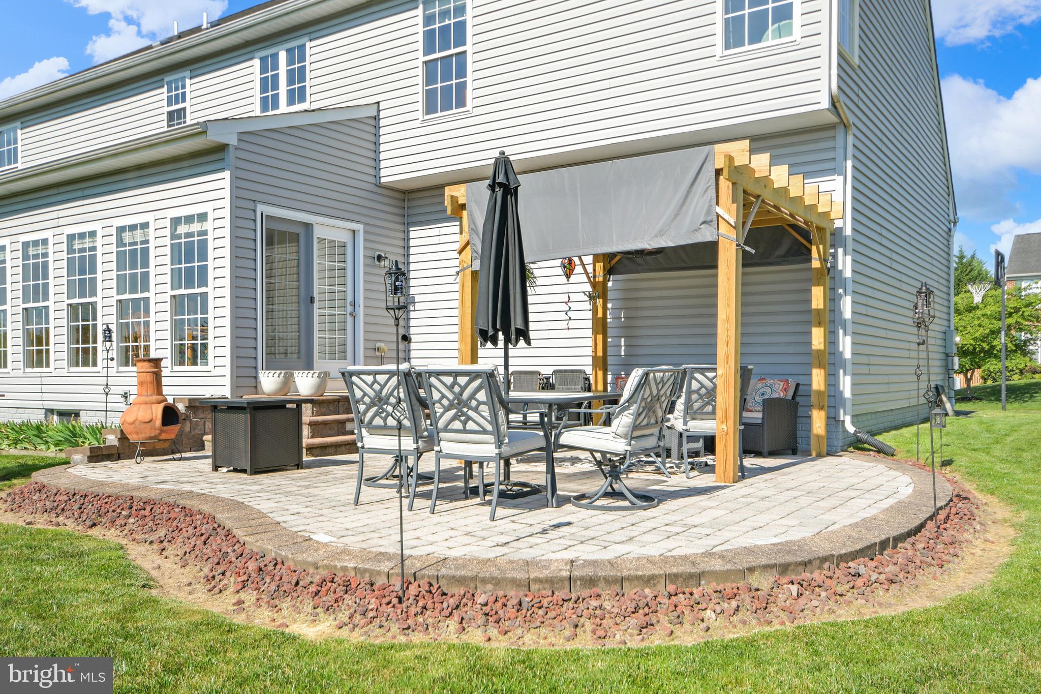 BROOKFIELD - Residential