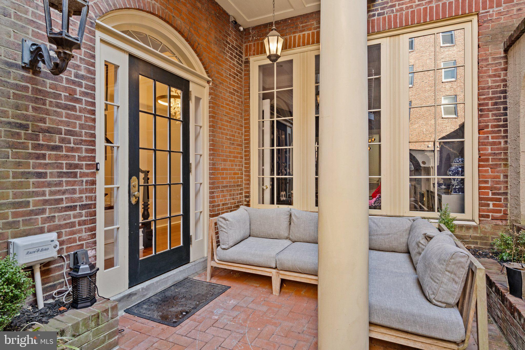 WASHINGTON SQ WEST - Residential