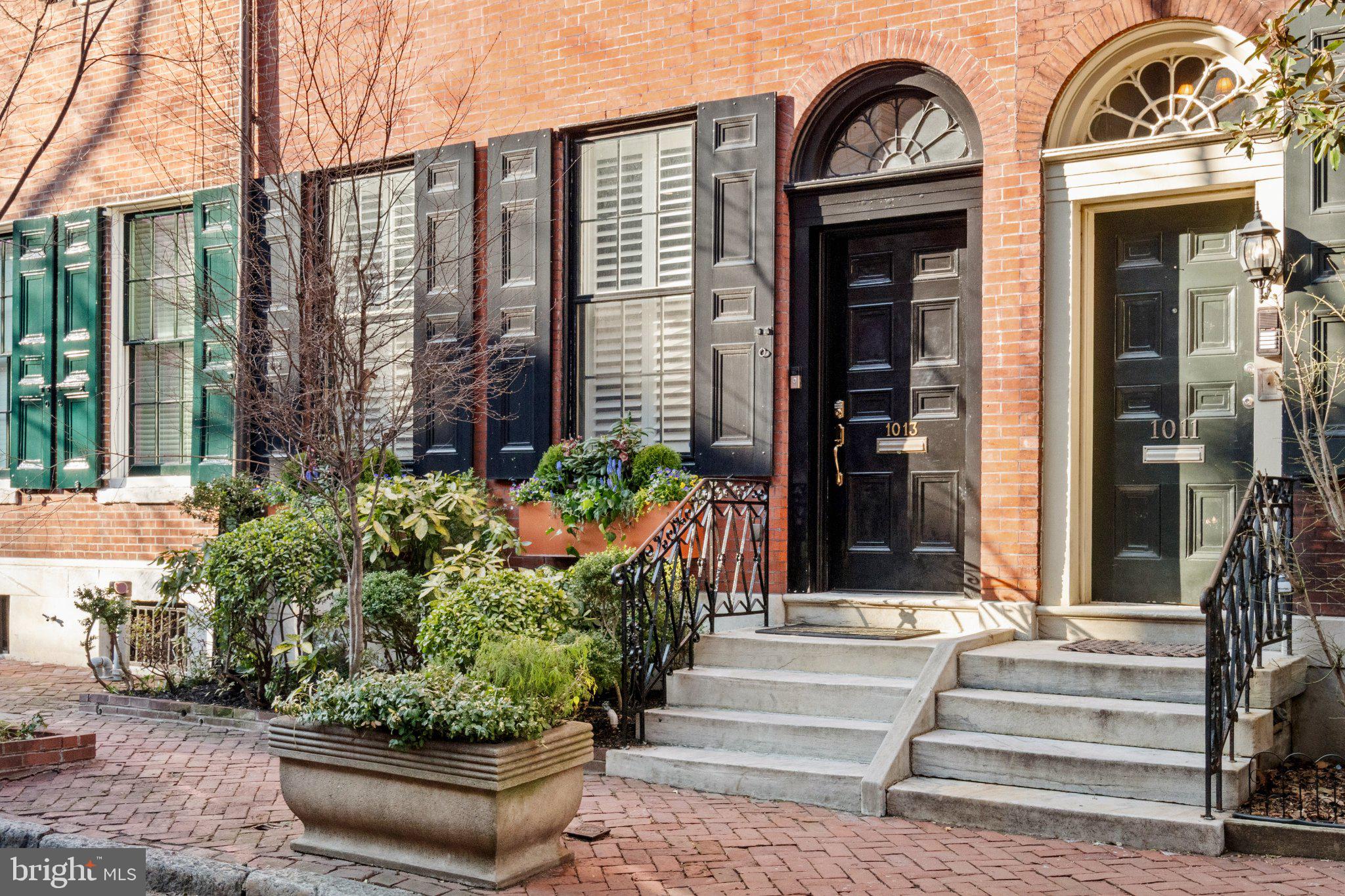 WASHINGTON SQ WEST - Residential