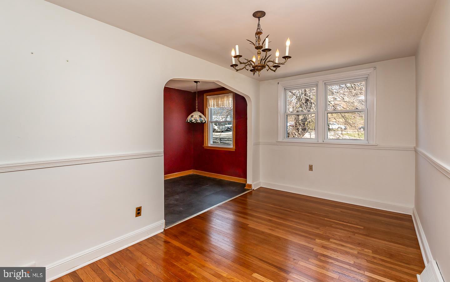 CLIFTON HEIGHTS - Residential
