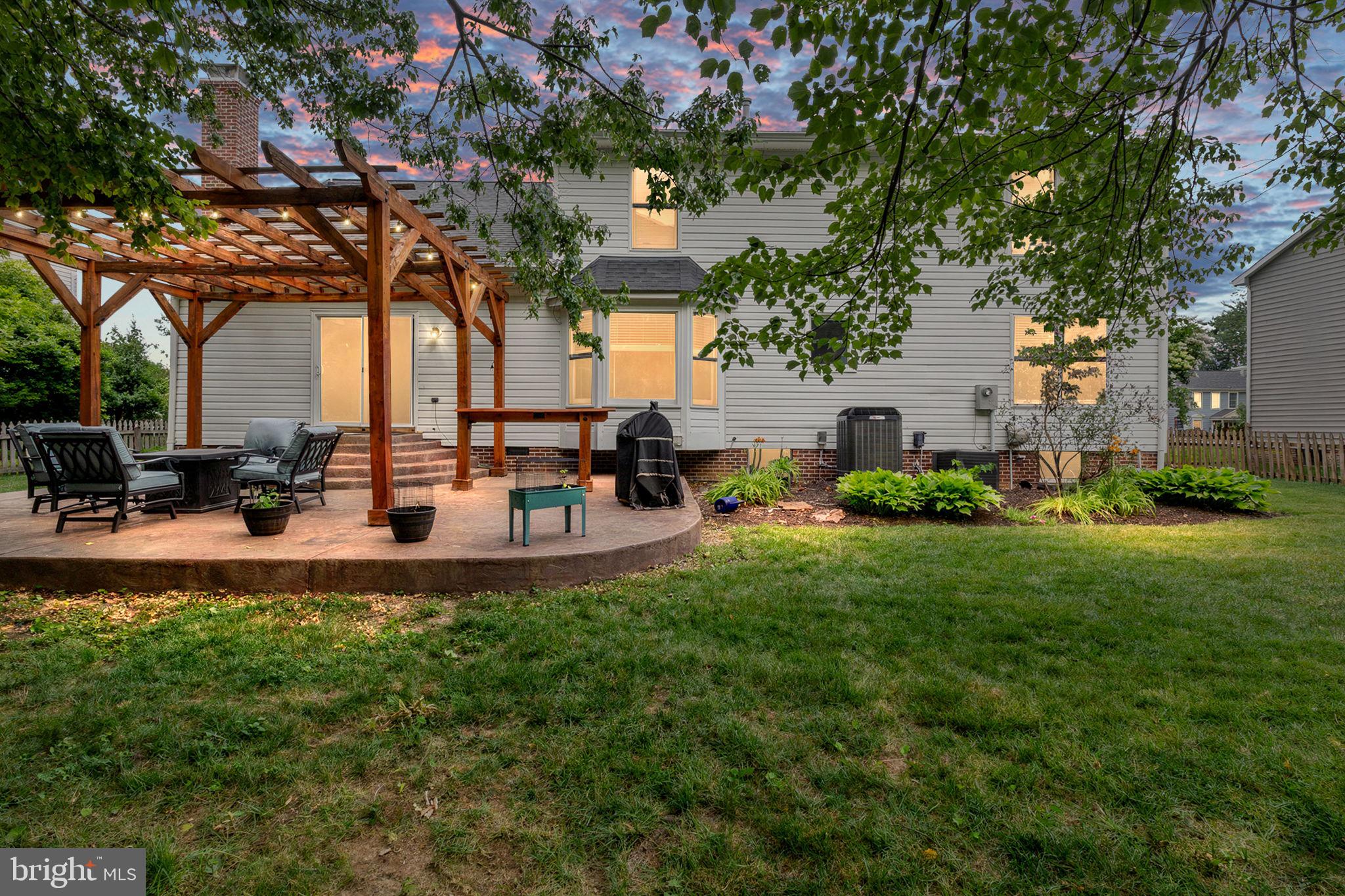 FOX POINT - Residential