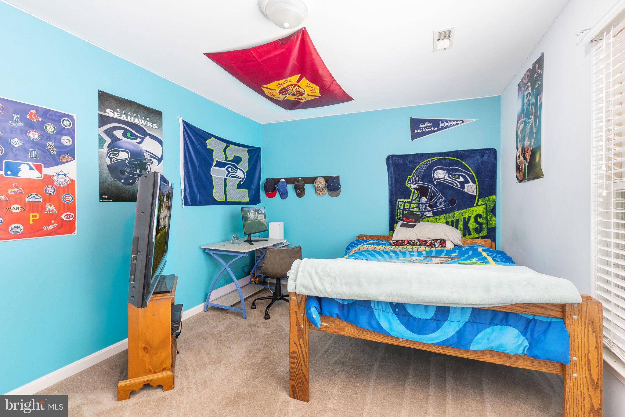 FOX POINT - Residential