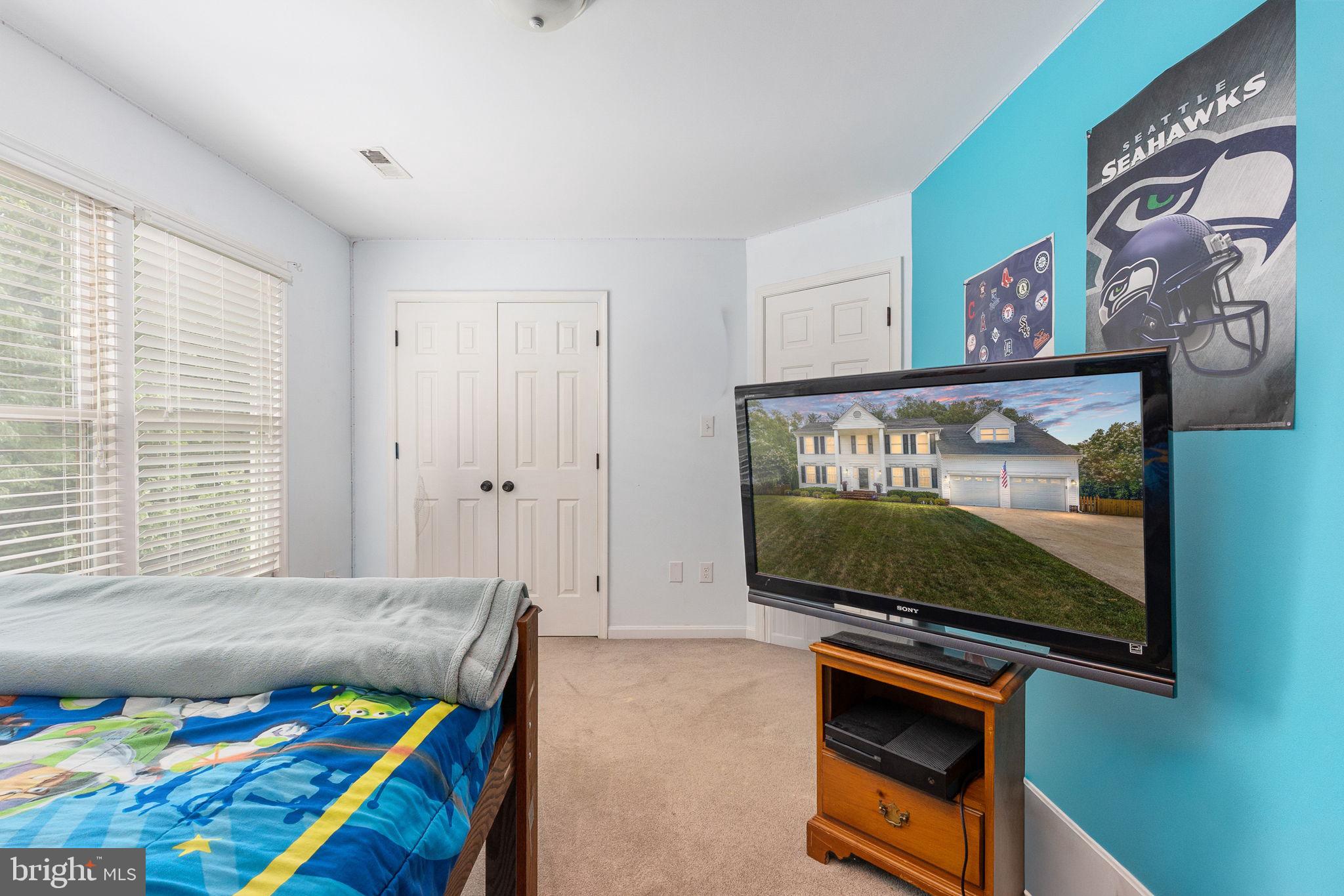 FOX POINT - Residential