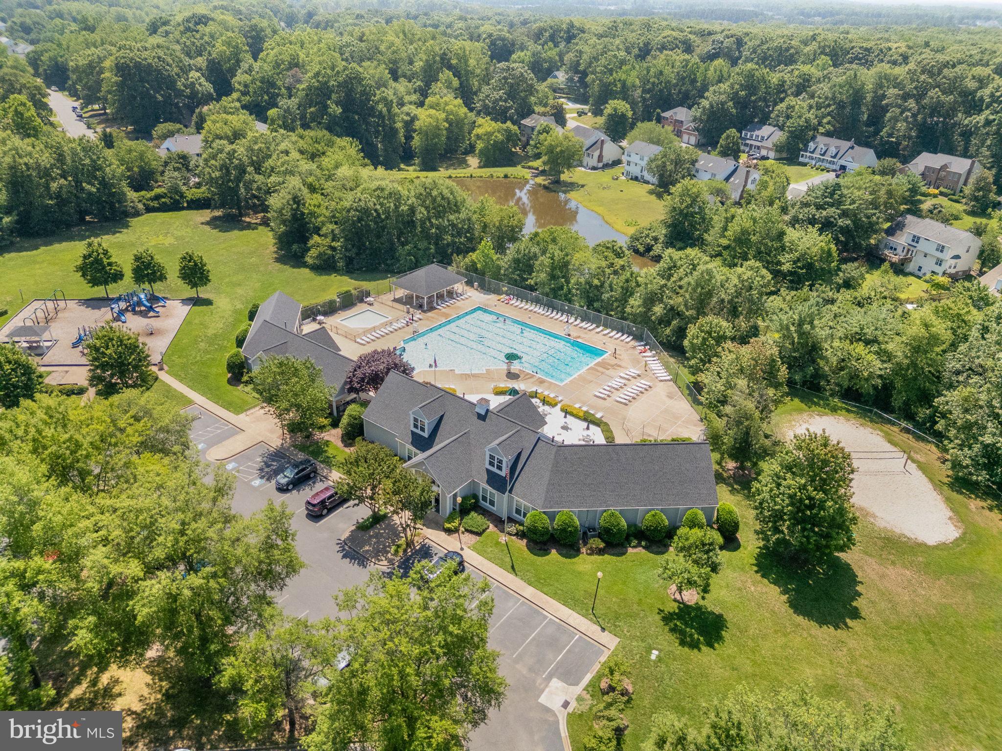 FOX POINT - Residential