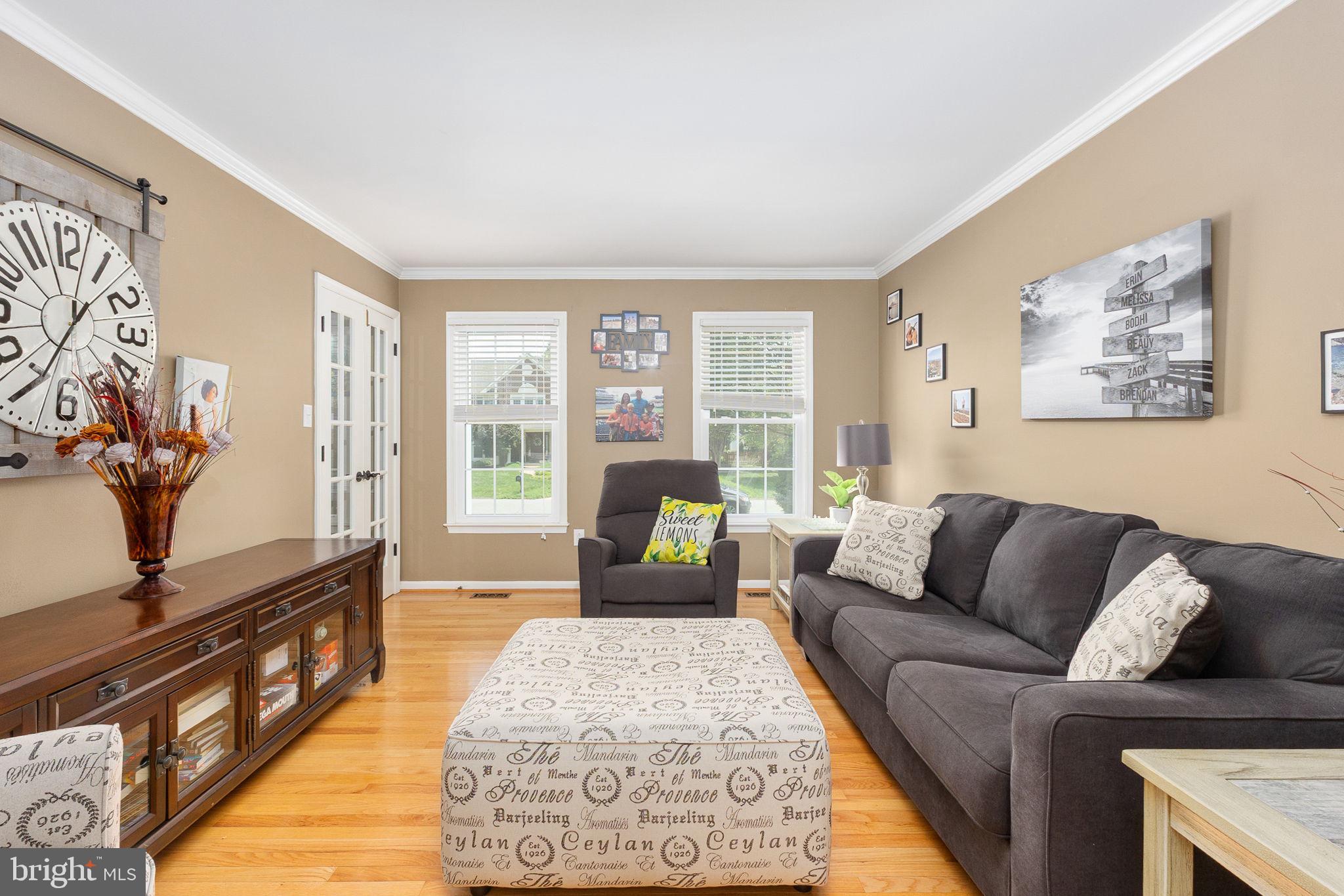 FOX POINT - Residential