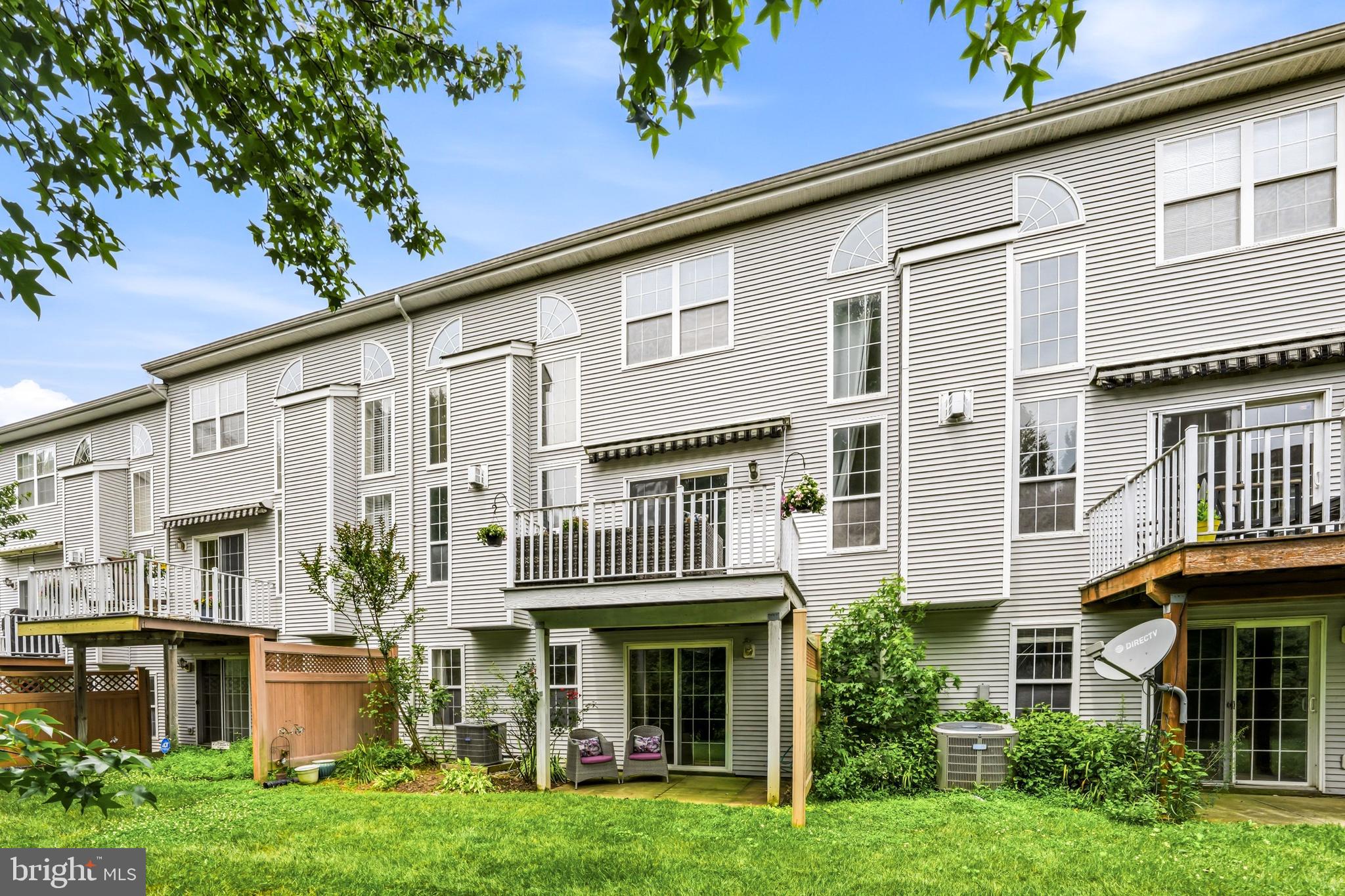 BRANDYWINE @ THORN - Residential