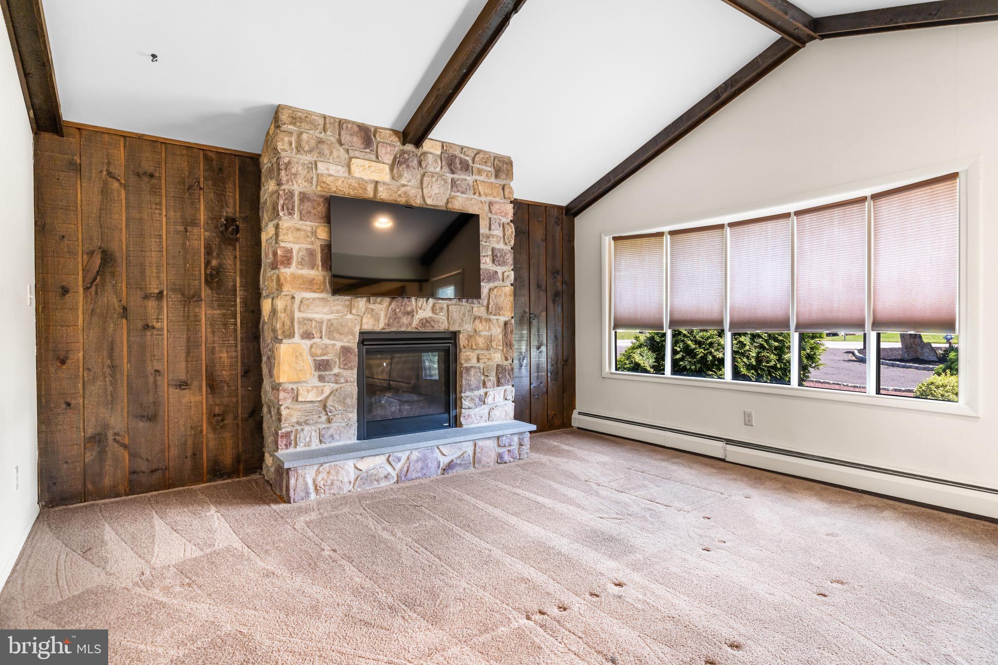 WILLOW GROVE - Residential