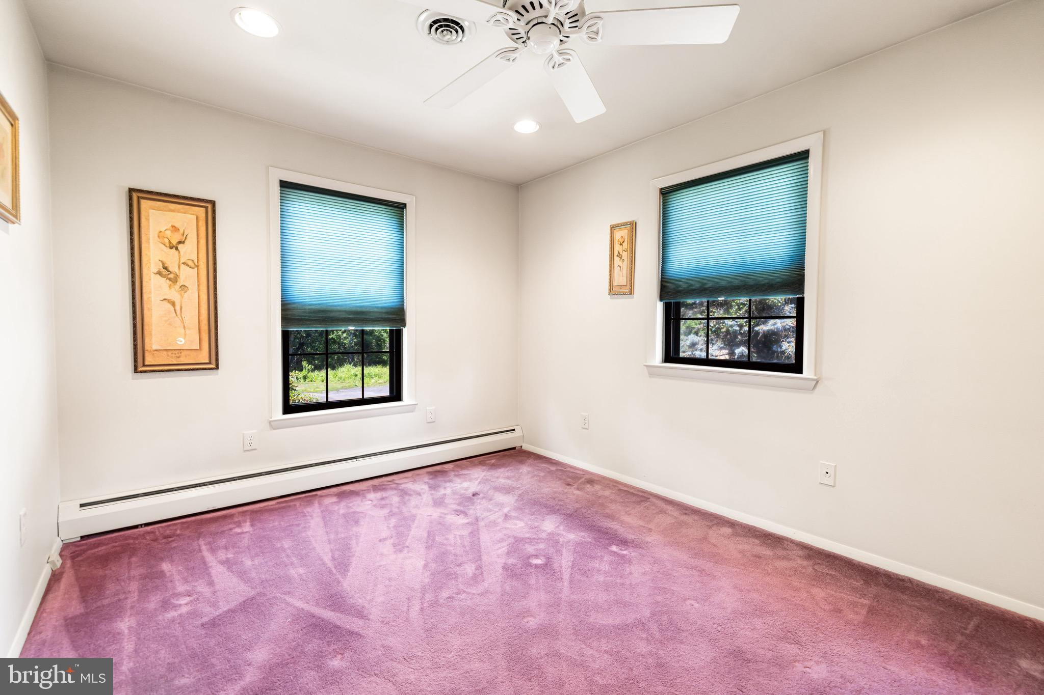 WILLOW GROVE - Residential