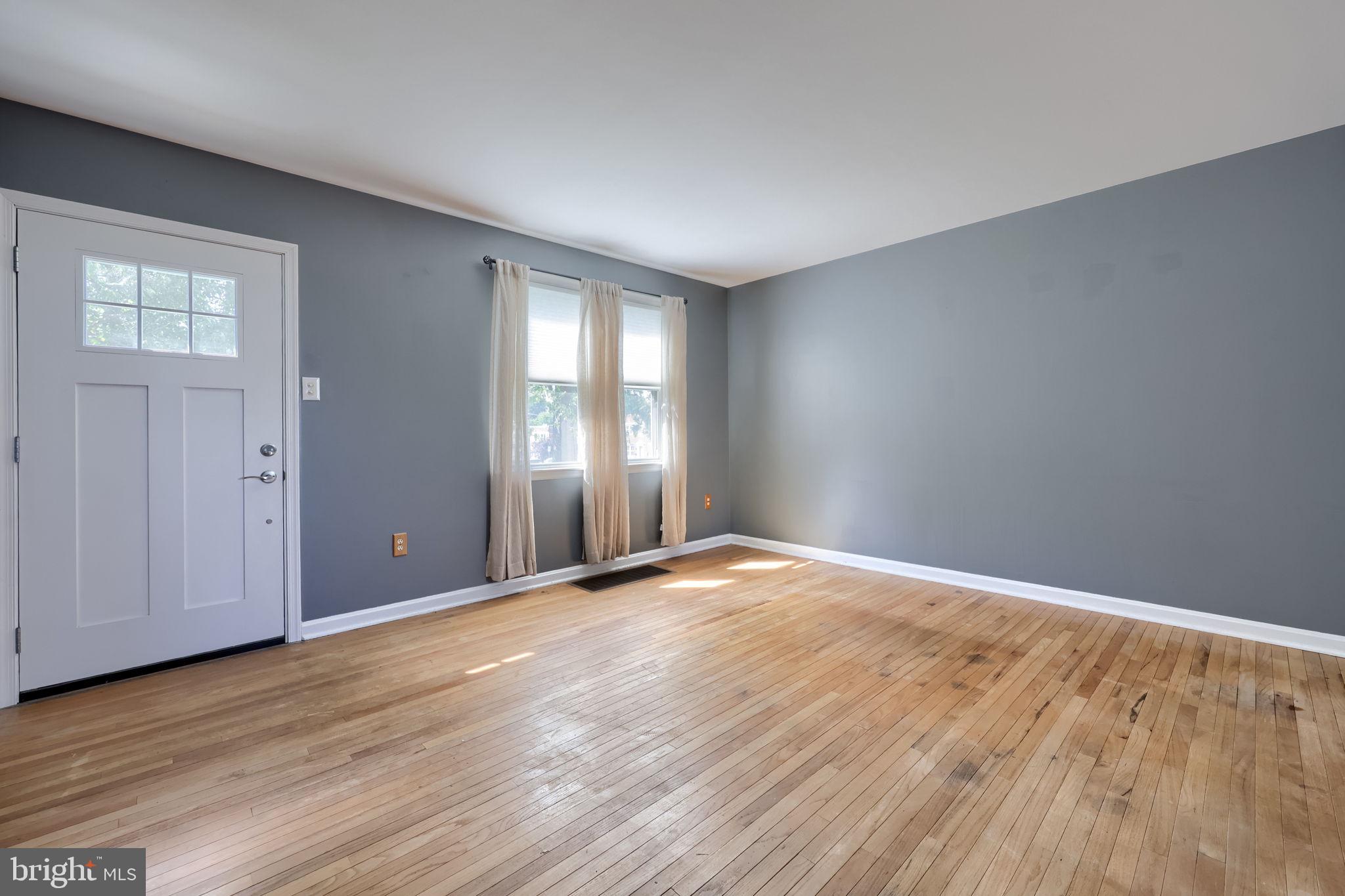 LANCASTER - Residential