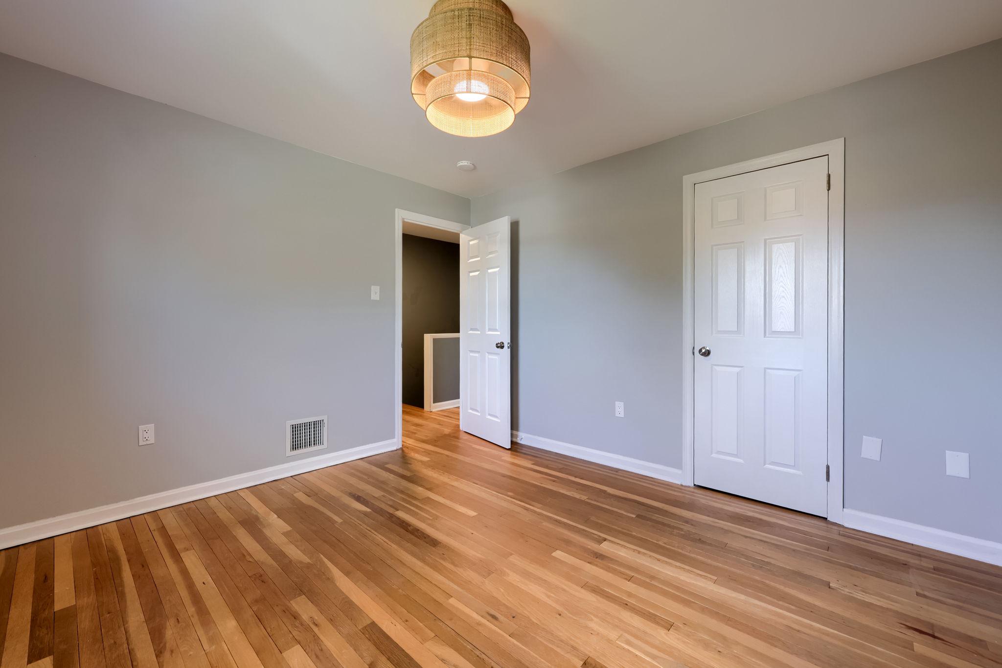 LANCASTER - Residential
